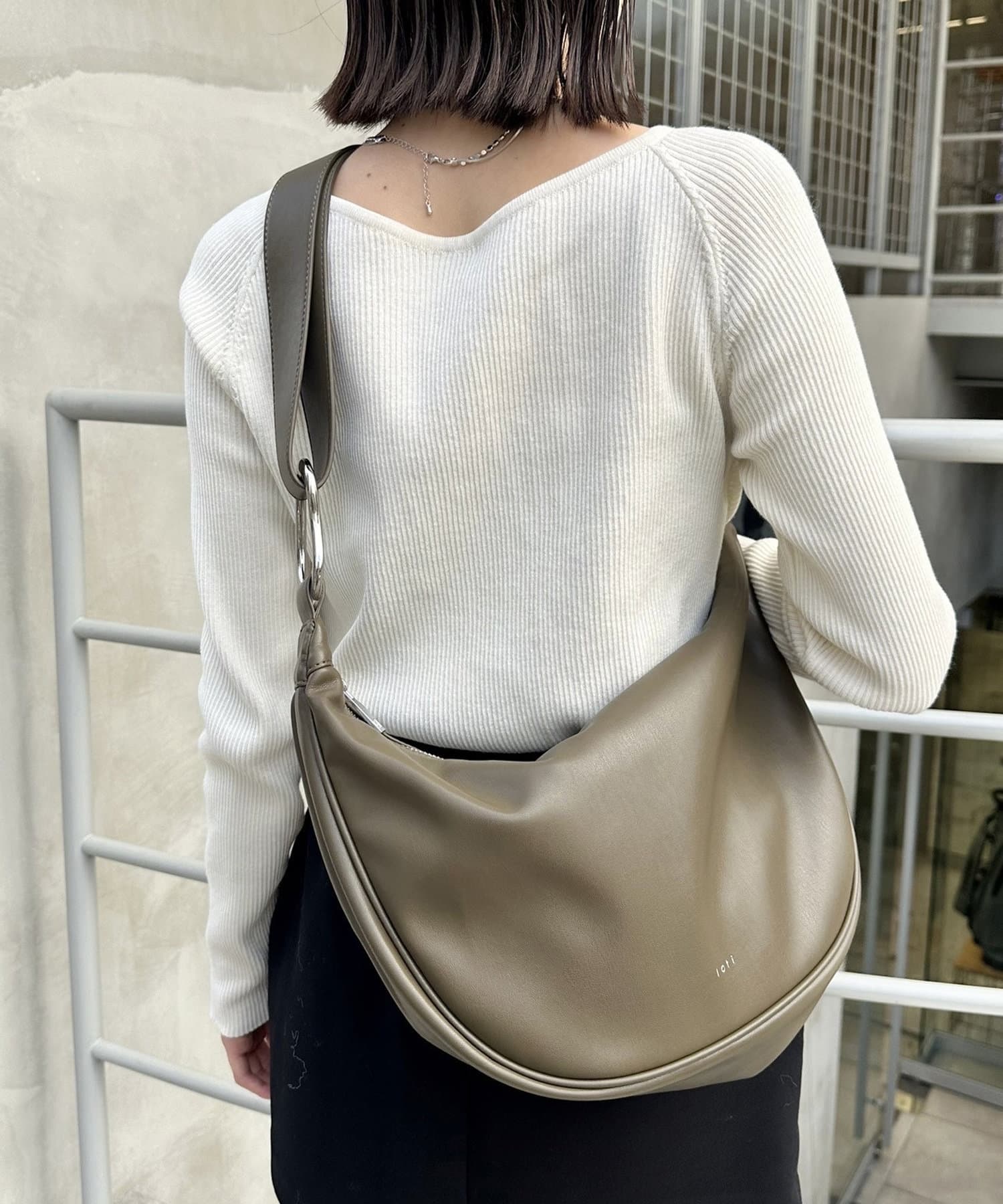 mystic(ミスティック) 【再入荷！】loti ワンショルダークロワッサンBAG