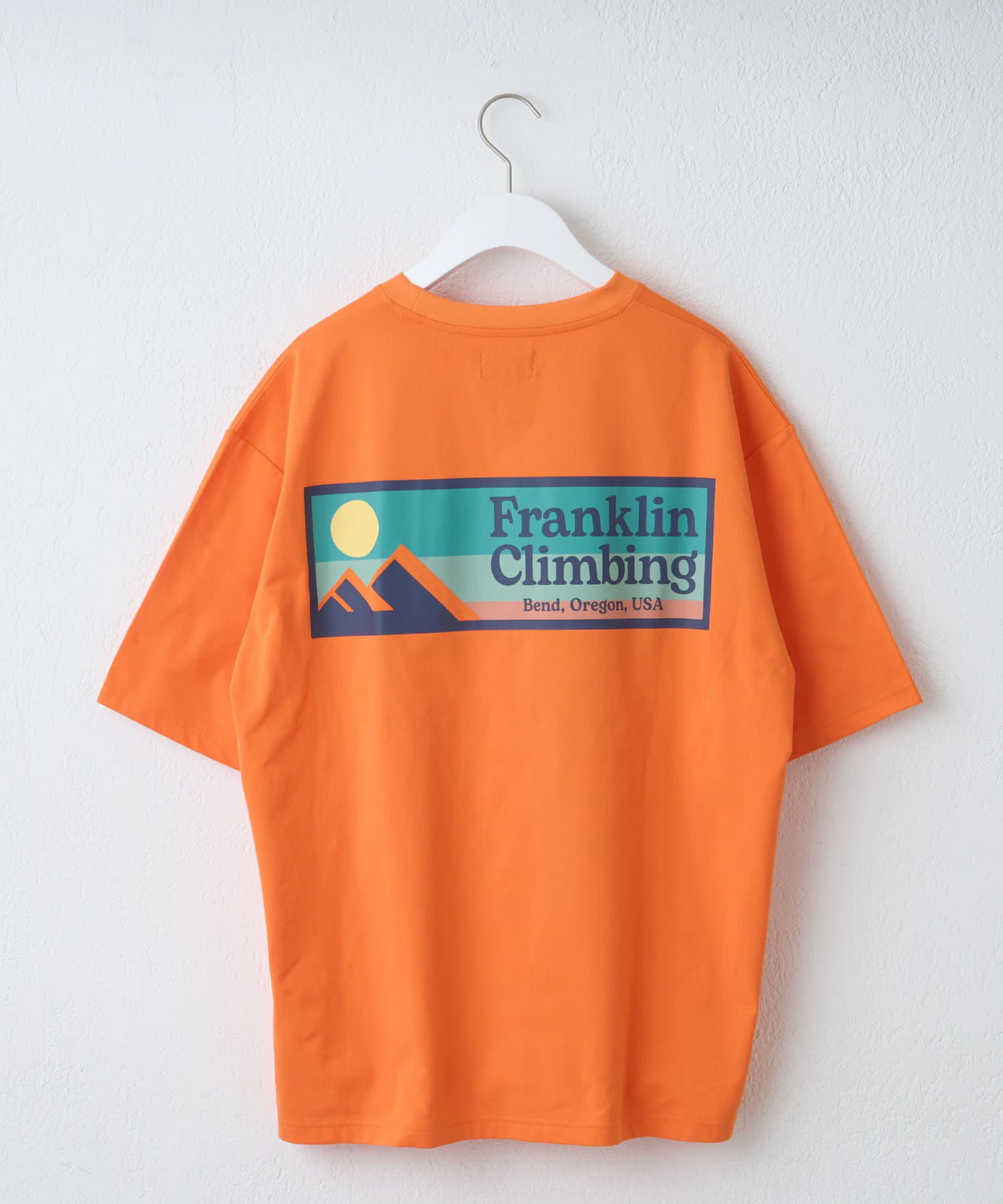 CIAOPANIC TYPY(チャオパニックティピー) 【Franklin Climbing】バックロゴ半袖Tee