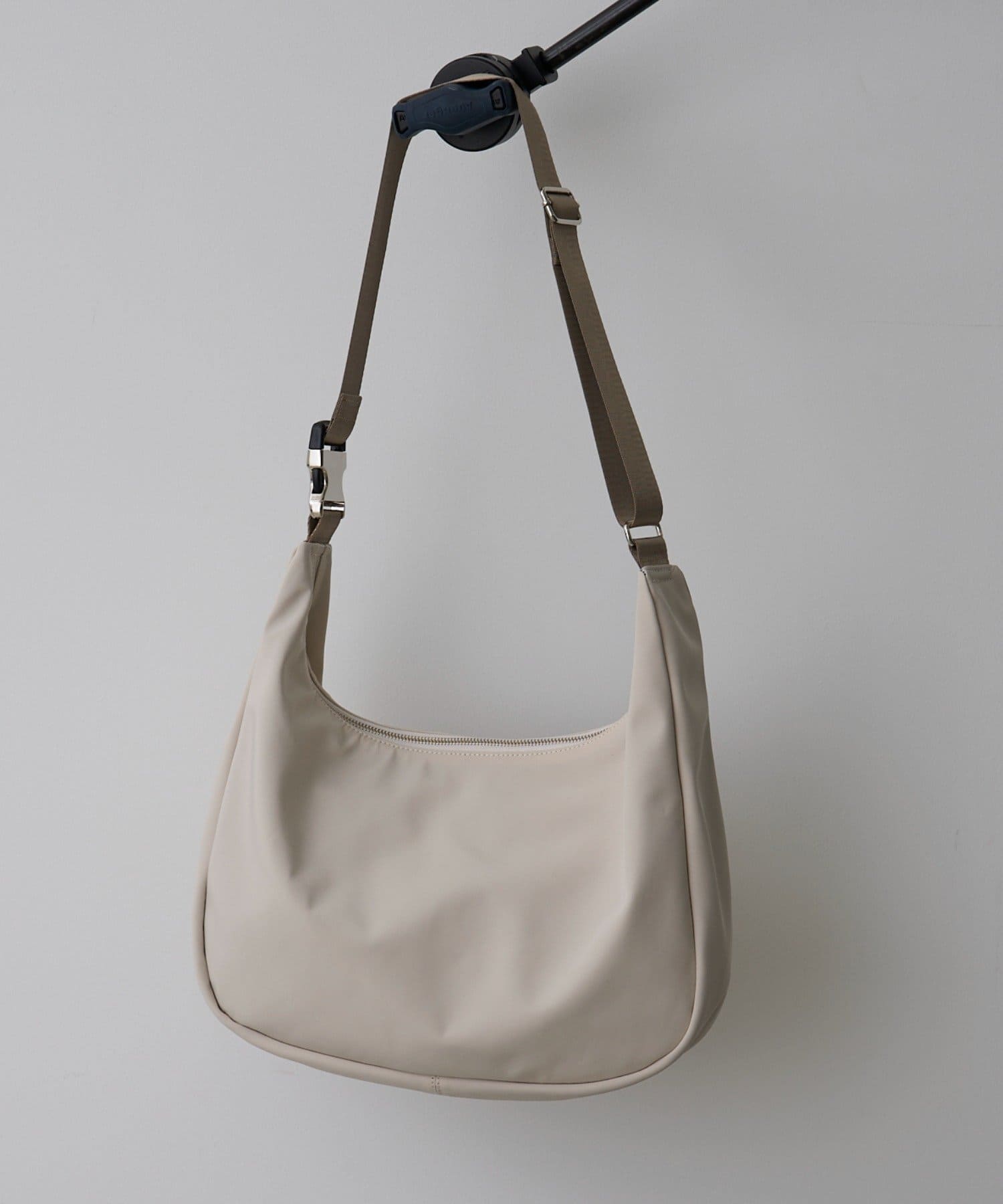 Lui's(ルイス) SML  ANYTIME SHOULDE BAG 巾着ポケットバッグ