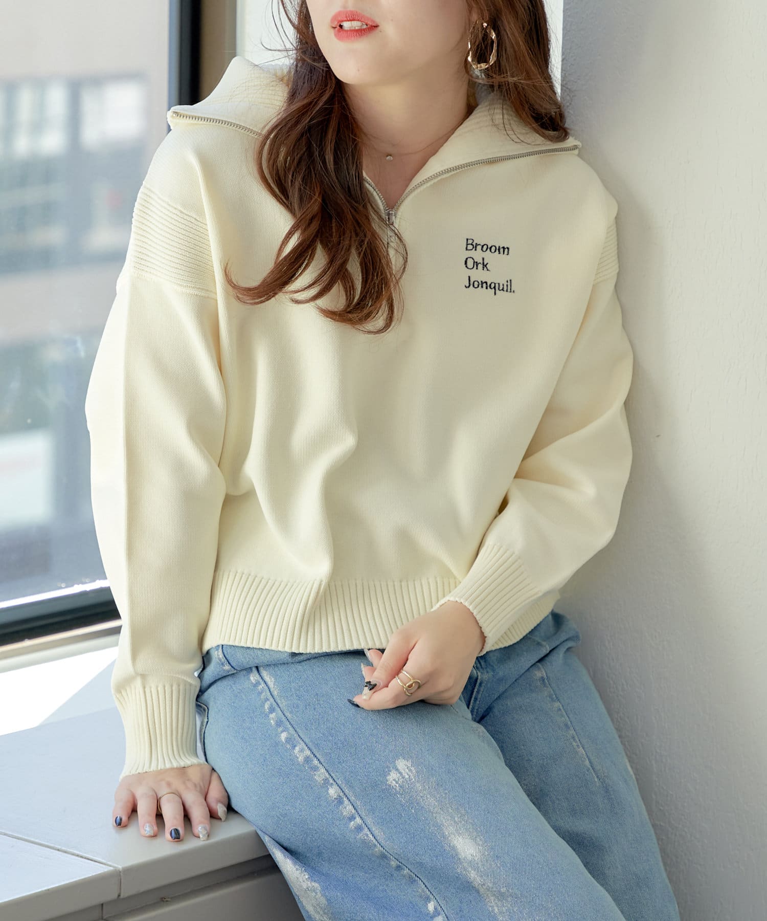 ロゴ刺繍入りハーフZIPニット | Remind me and forever