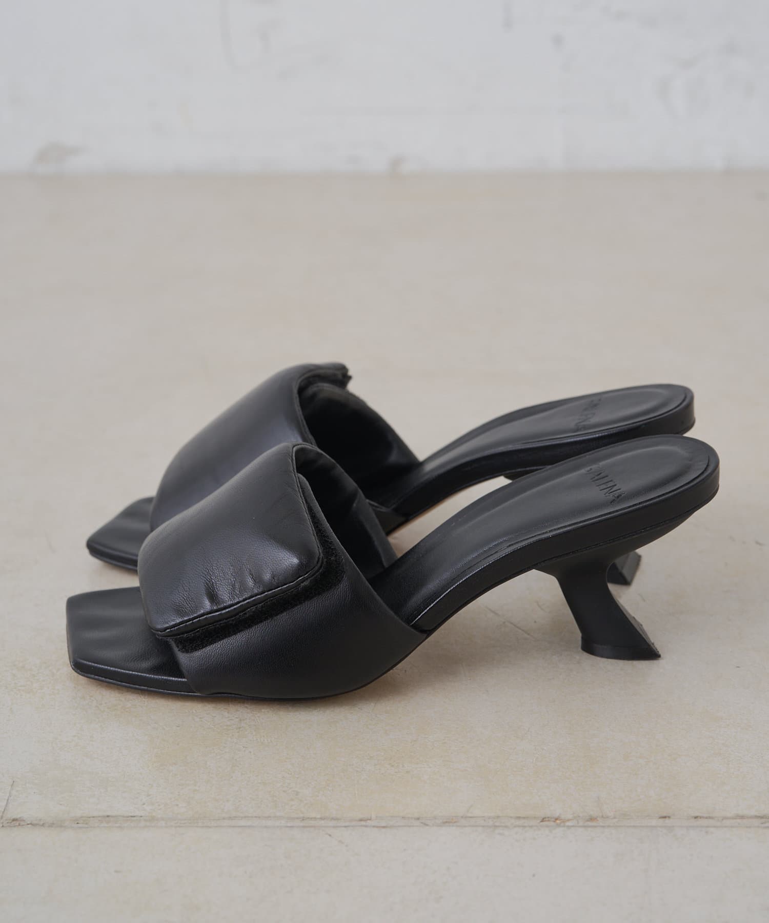 omekashi オメカシ　ポインテッドトゥミュール　36サイズ omekashi オメカシ ポインテッドトゥミュール 36サイズ