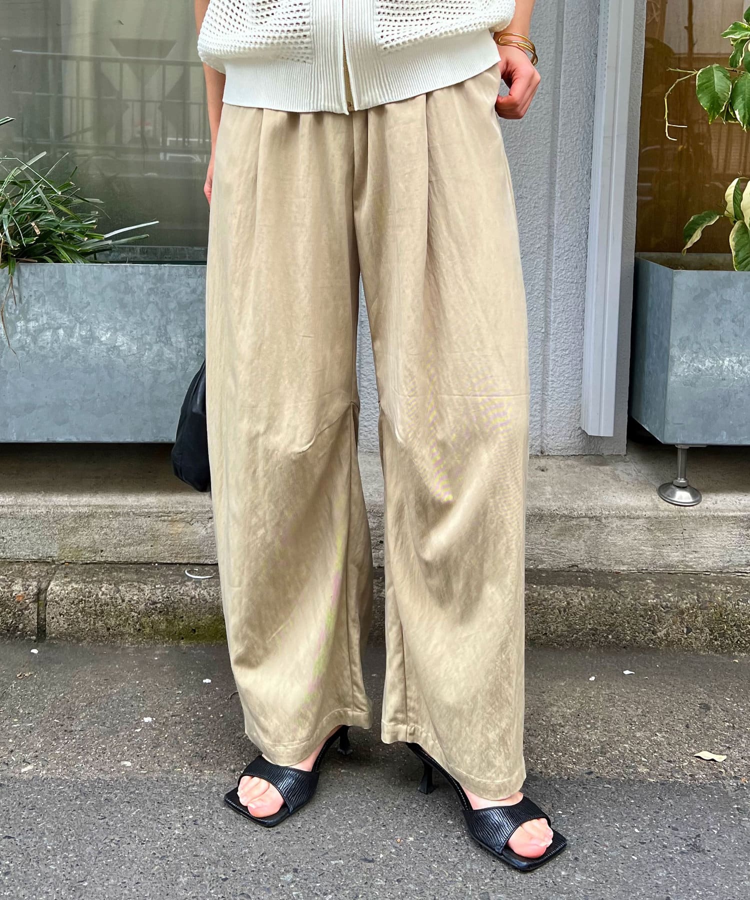 Jena　espace merveilleux(ジェナ　エスパスメルヴェイユ) 【ジェンダーレス】【SNSで注目のパンツ！】リラックスカーブパンツ