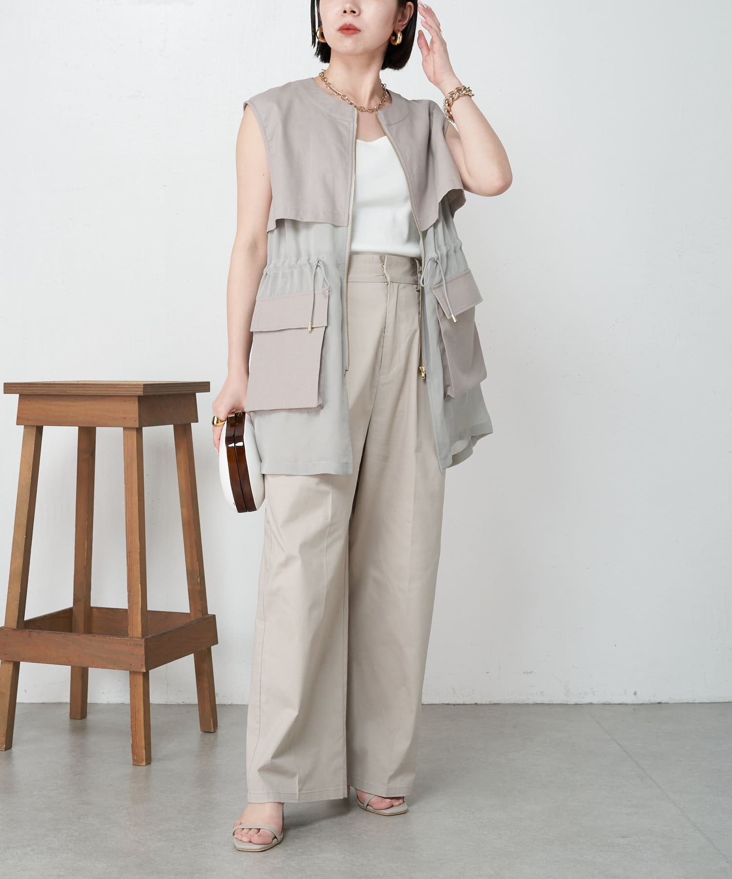 ドロストシアージレ | Jena espace merveilleux(ジェナ エスパス