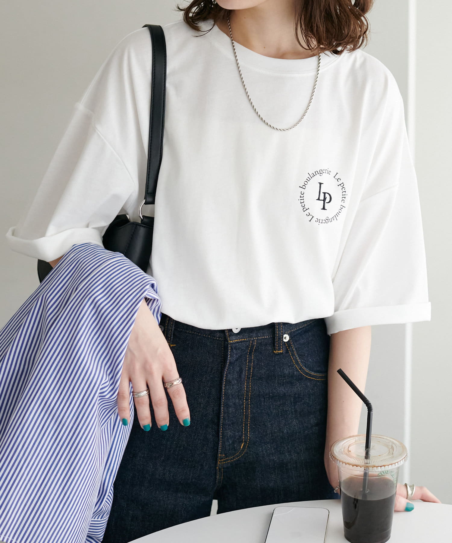 DISCOAT(ディスコート) 【WEB限定】刺繍サークルロゴTシャツ