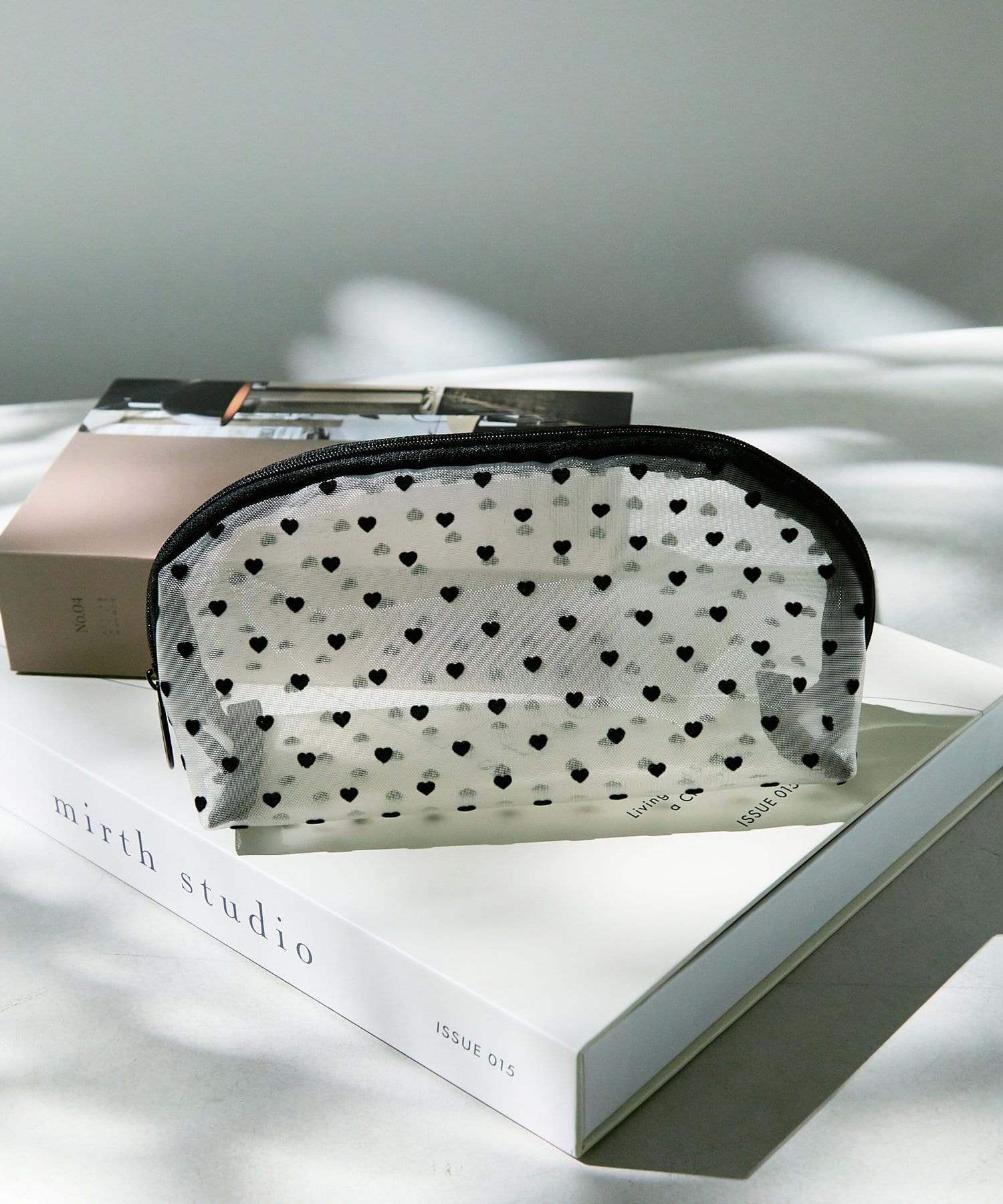 フロッキーハートメッシュポーチ（M） | Lattice(ラティス)レディース