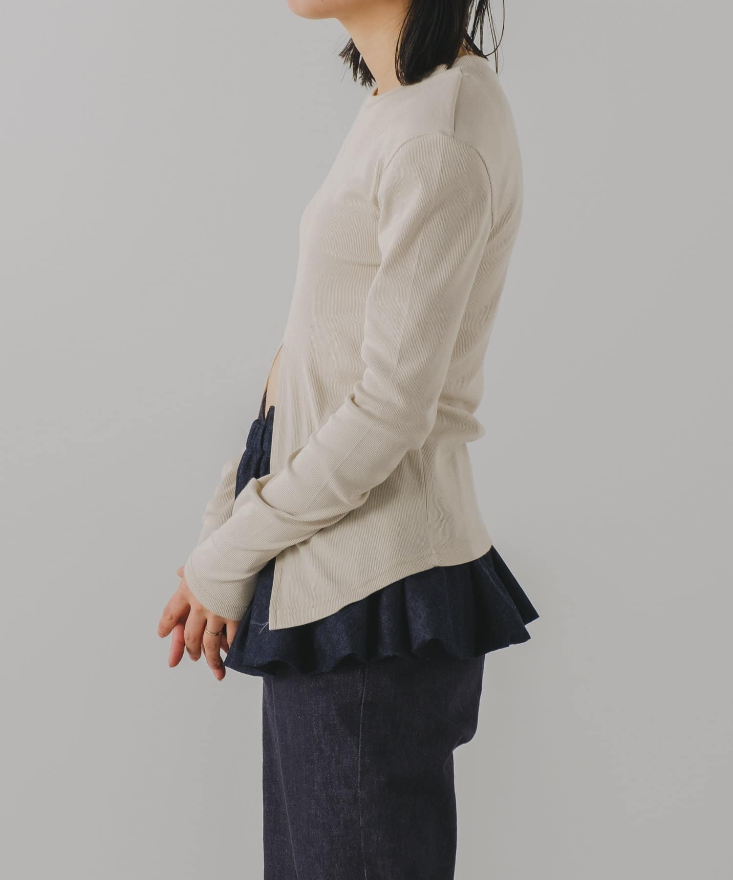 Power shoulder slit Tee | Pasterip(パセリ)レディース | PAL