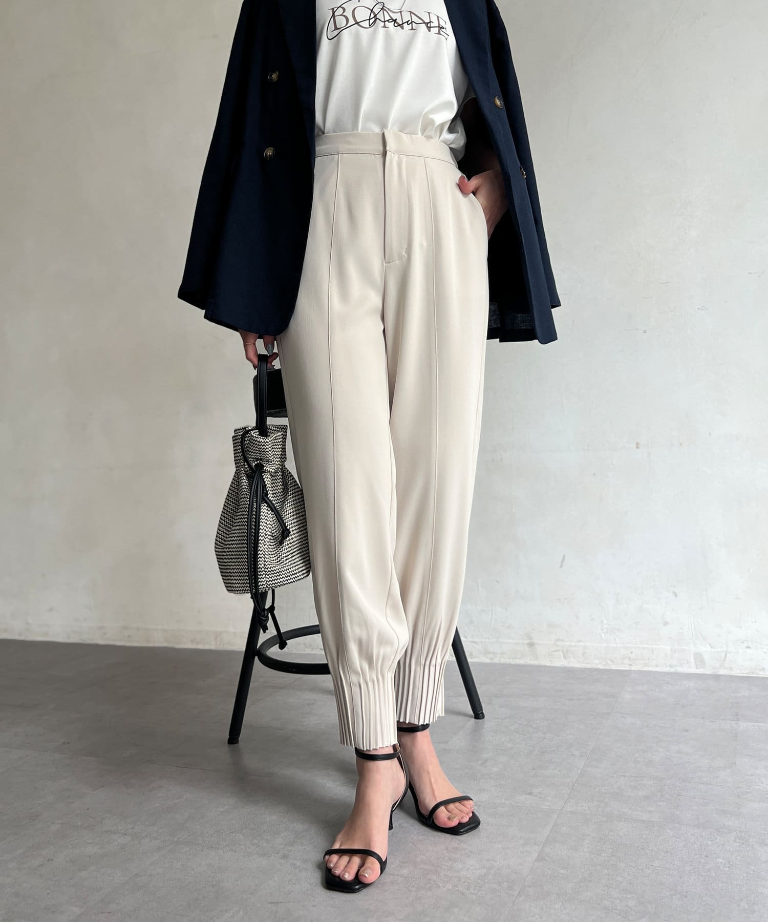 ヘムヘム② 裾ピンタックテーパードパンツ | Chez toi(シェトワ)レディース | PAL