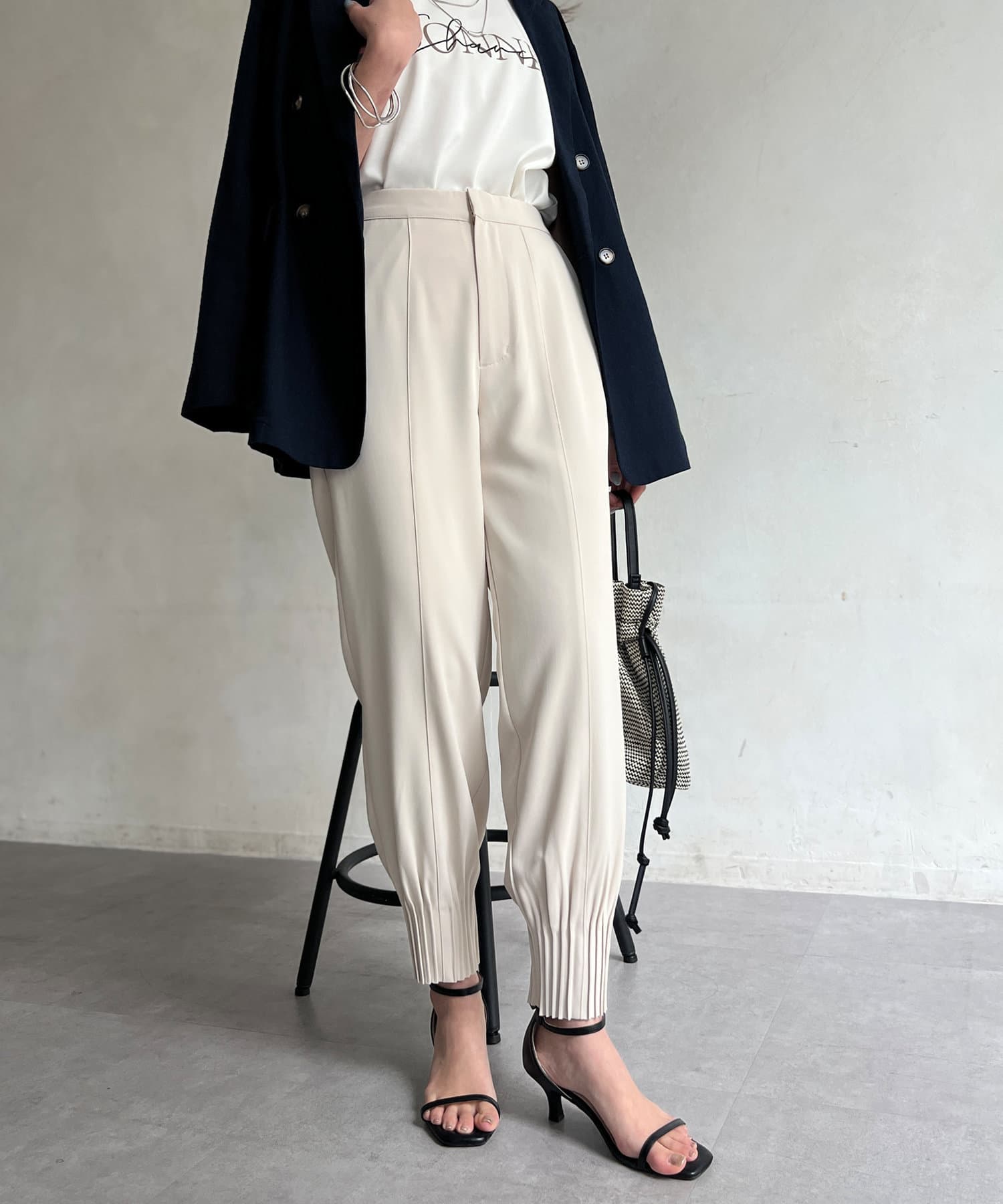 ヘムヘム② 裾ピンタックテーパードパンツ | Chez toi(シェトワ)レディース | PAL