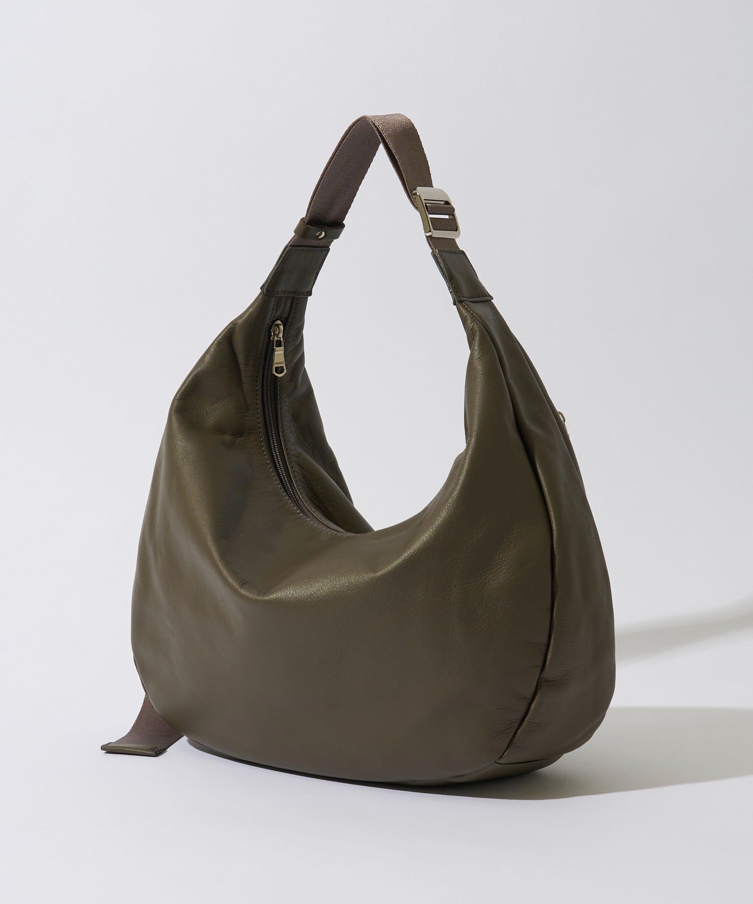 russet(ラシット) 《本革/490g》ソフトレザーラウンドビッグショルダーバッグ