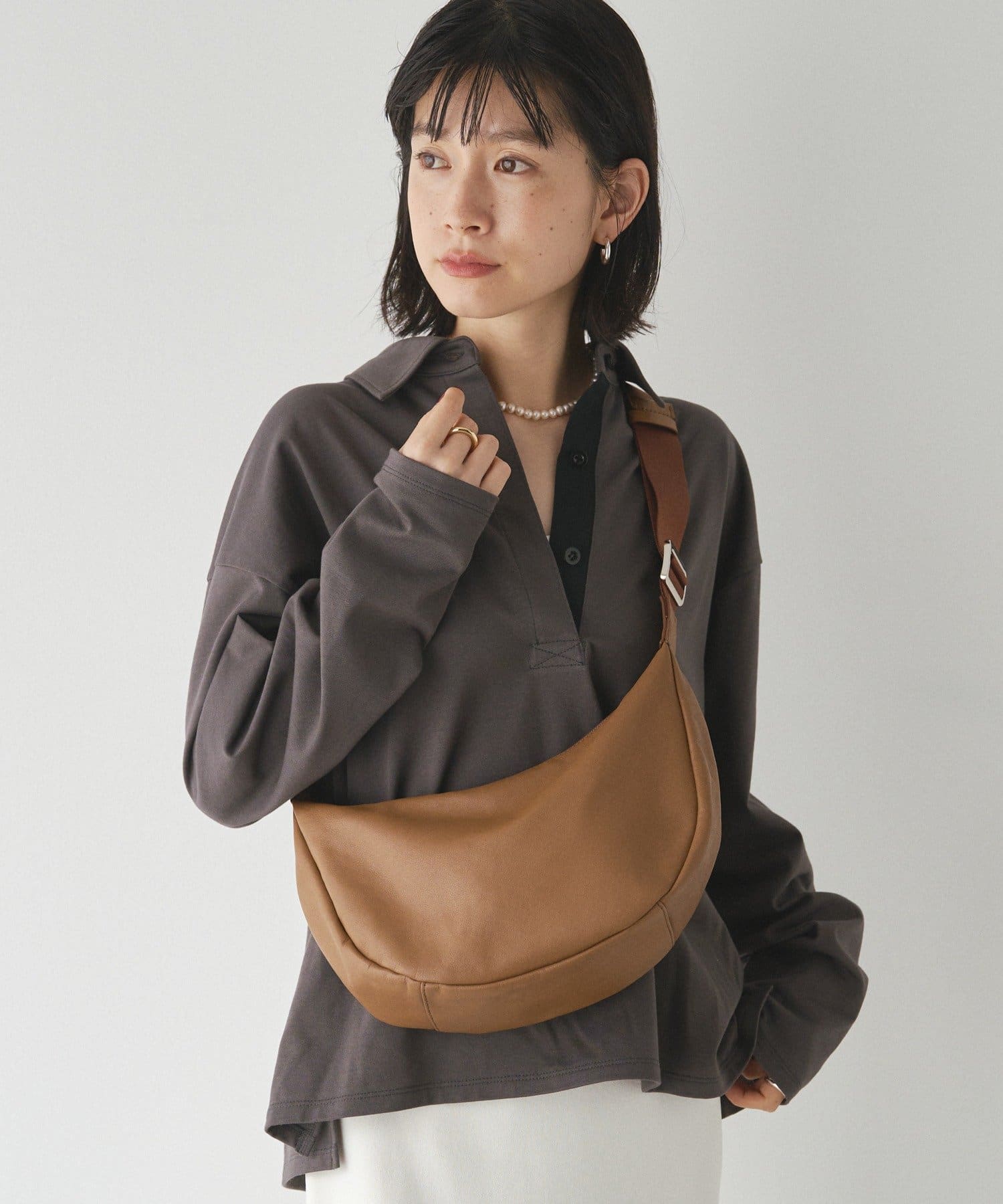 ショルダー人気NO.1］【名品】ソフトレザーラウンドショルダー