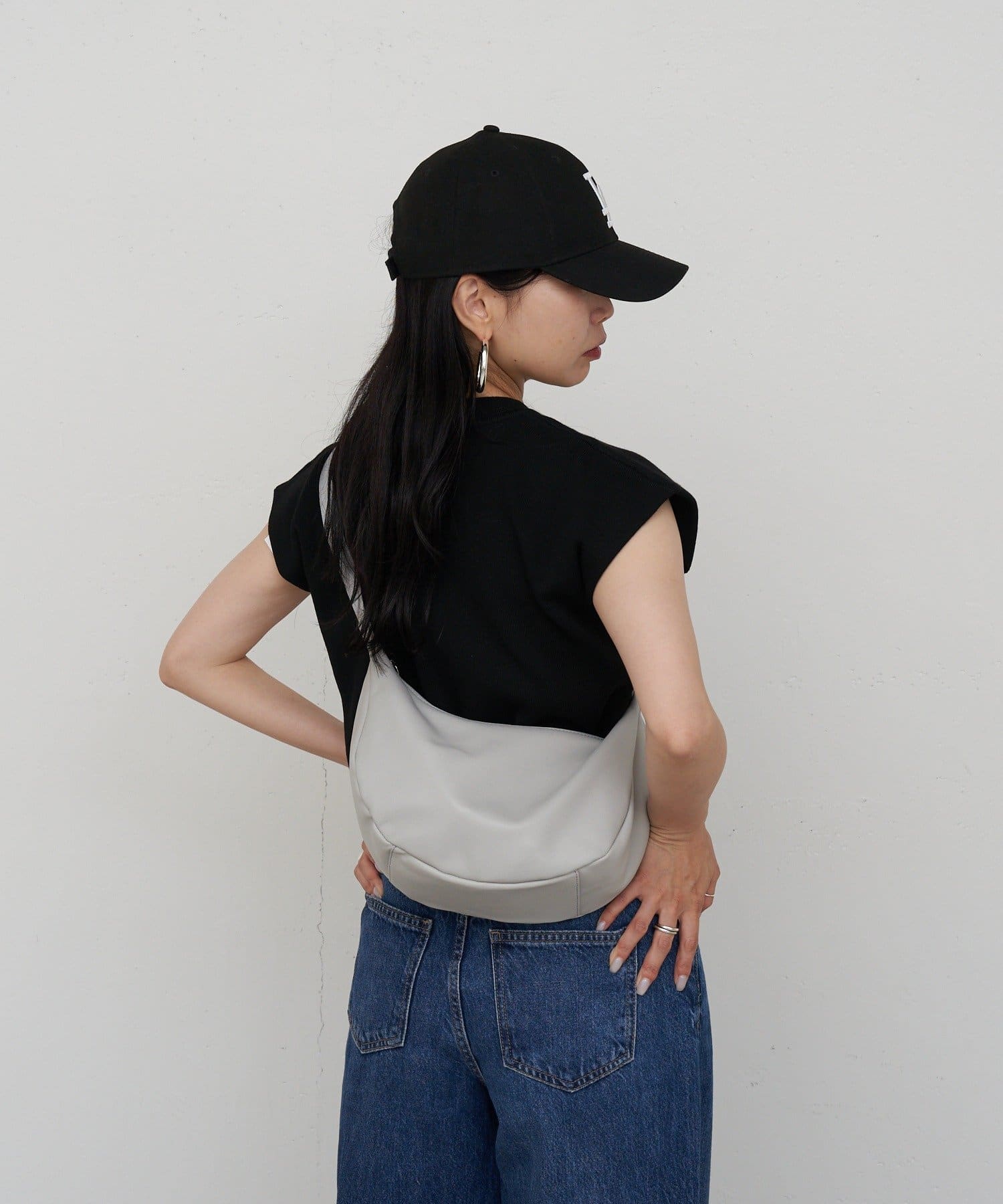 russet(ラシット) 【お気に入り登録数1万件突破】ソフトレザーラウンドショルダーバッグ
