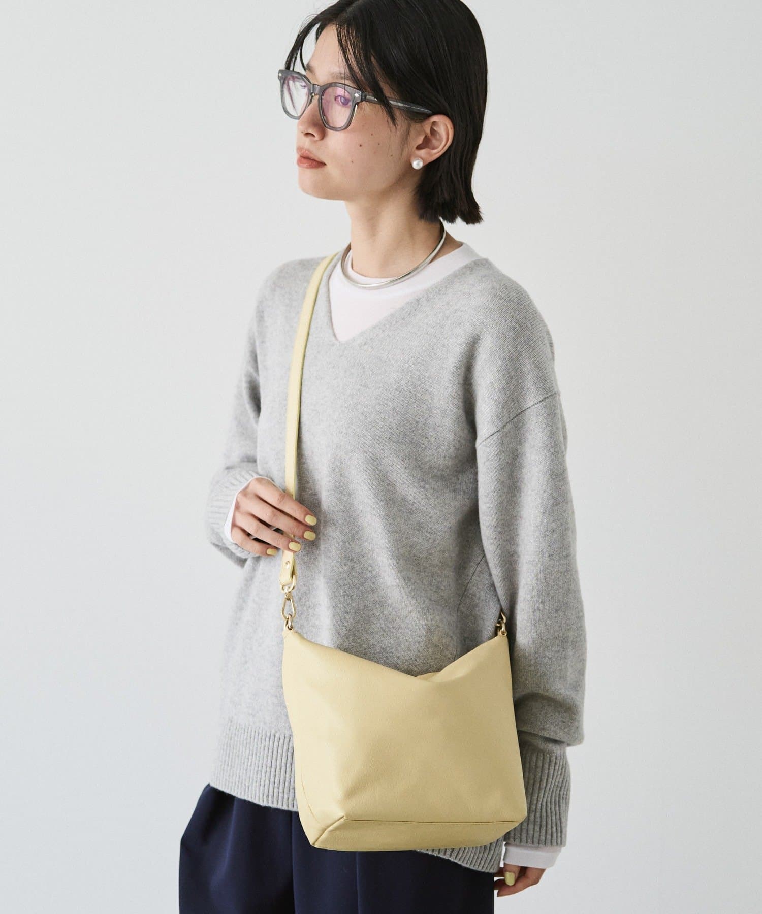 russet(ラシット) 《3/4～価格改定》ソフトレザーシンプルショルダーバッグ