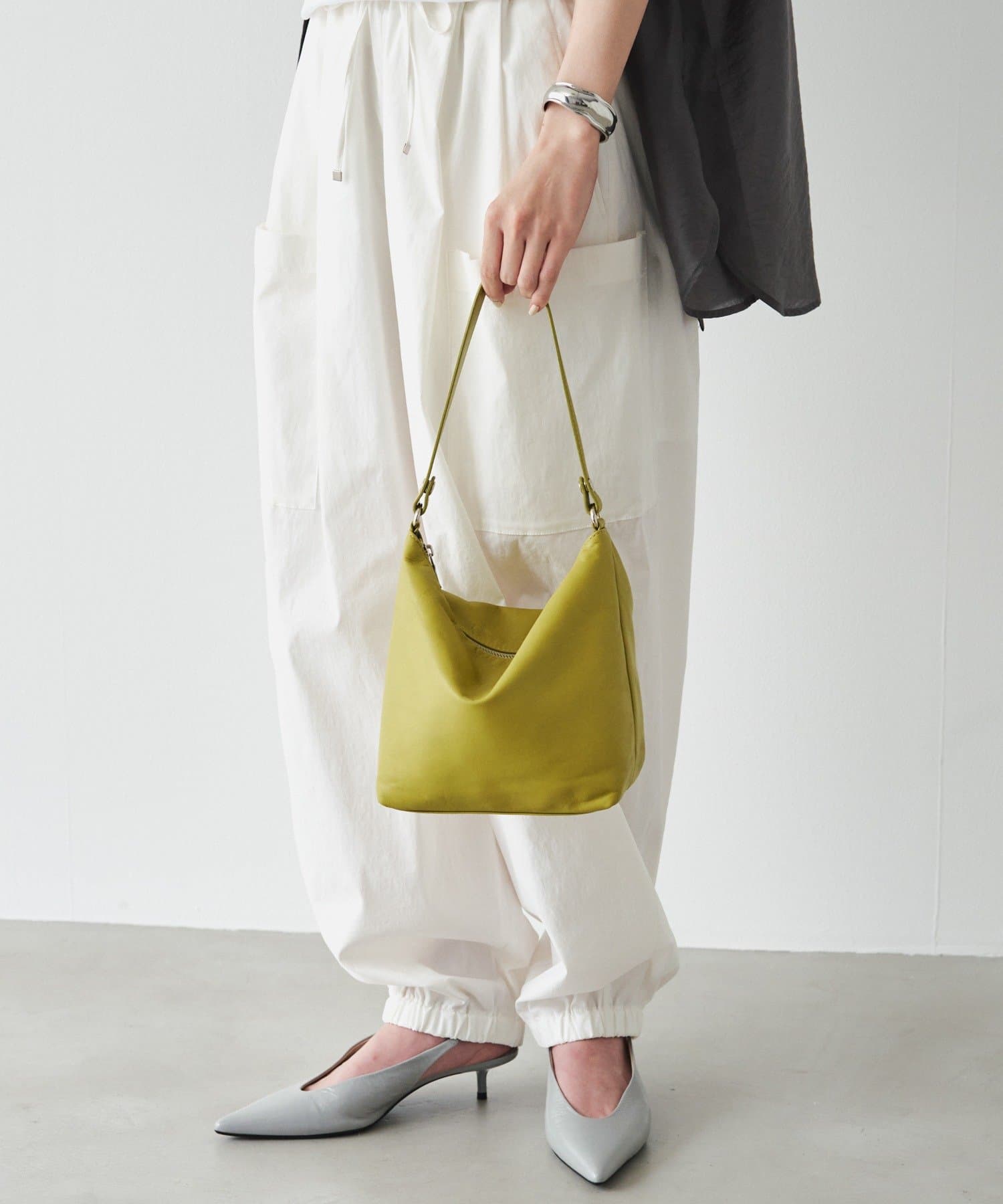 russet(ラシット) 《本革/360g》ソフトレザーシンプルショルダーバッグ