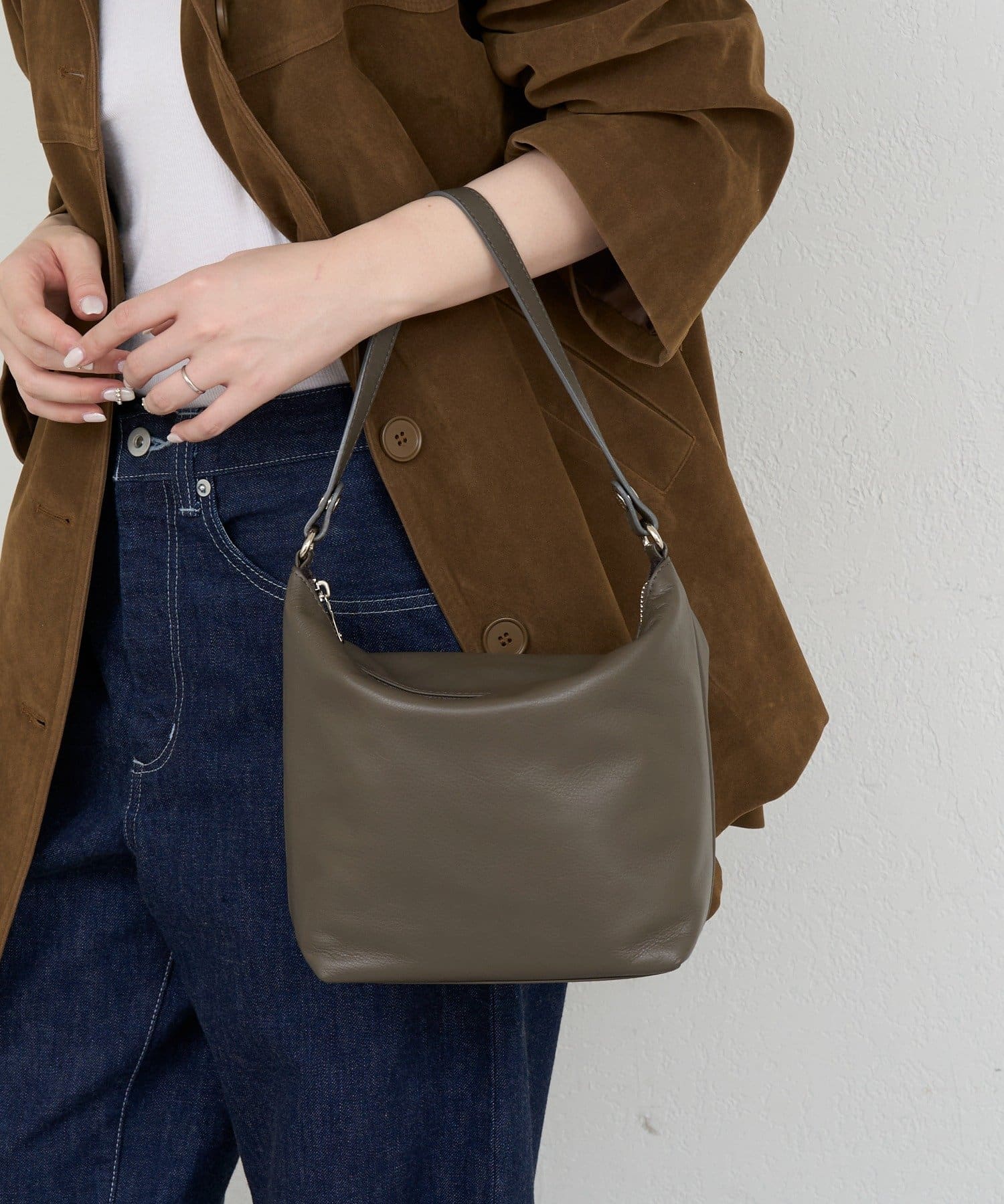 russet(ラシット) 《本革/360g》ソフトレザーシンプルショルダーバッグ