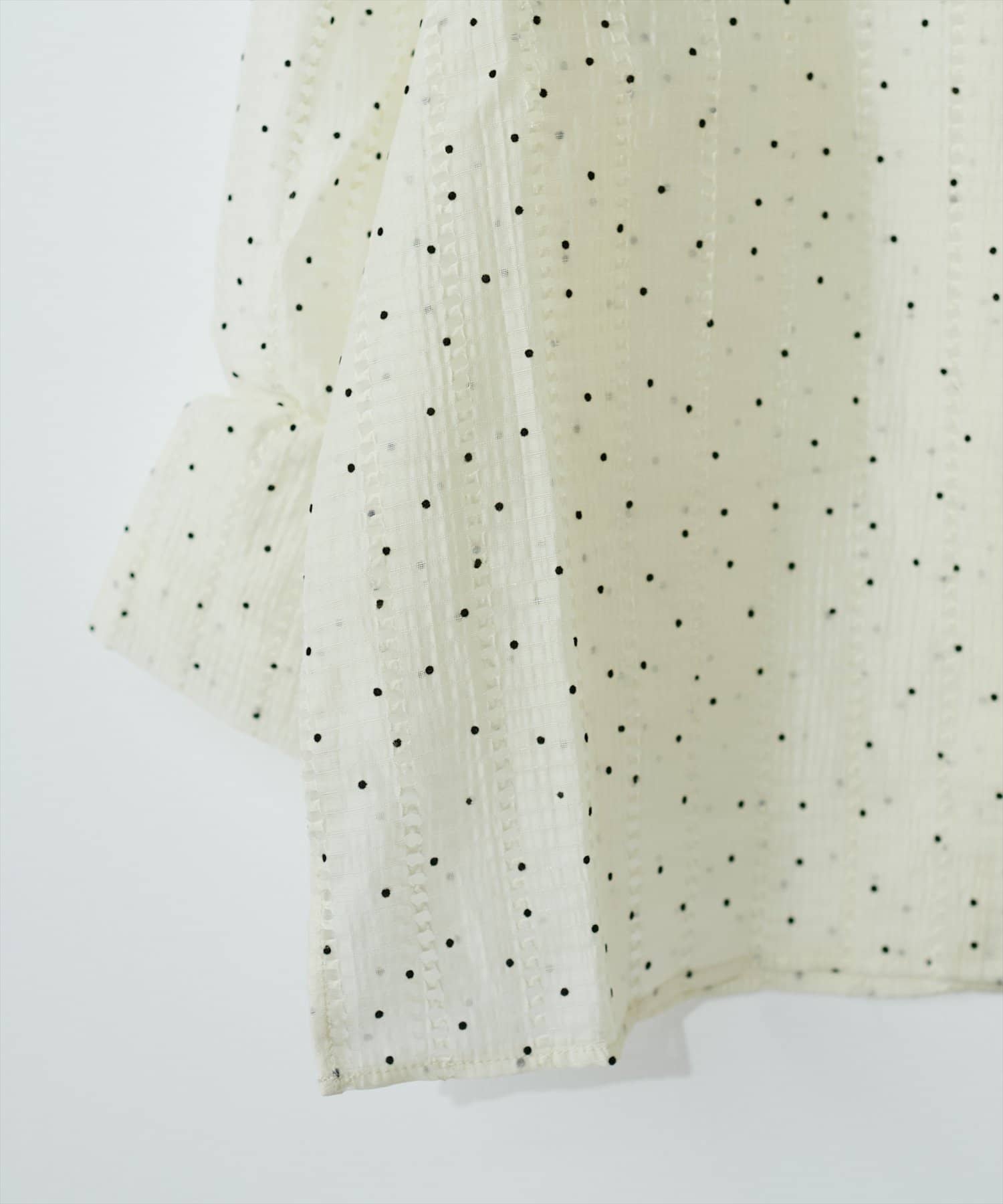 natural couture(ナチュラルクチュール) 変わり織りシアー素材ブラウス