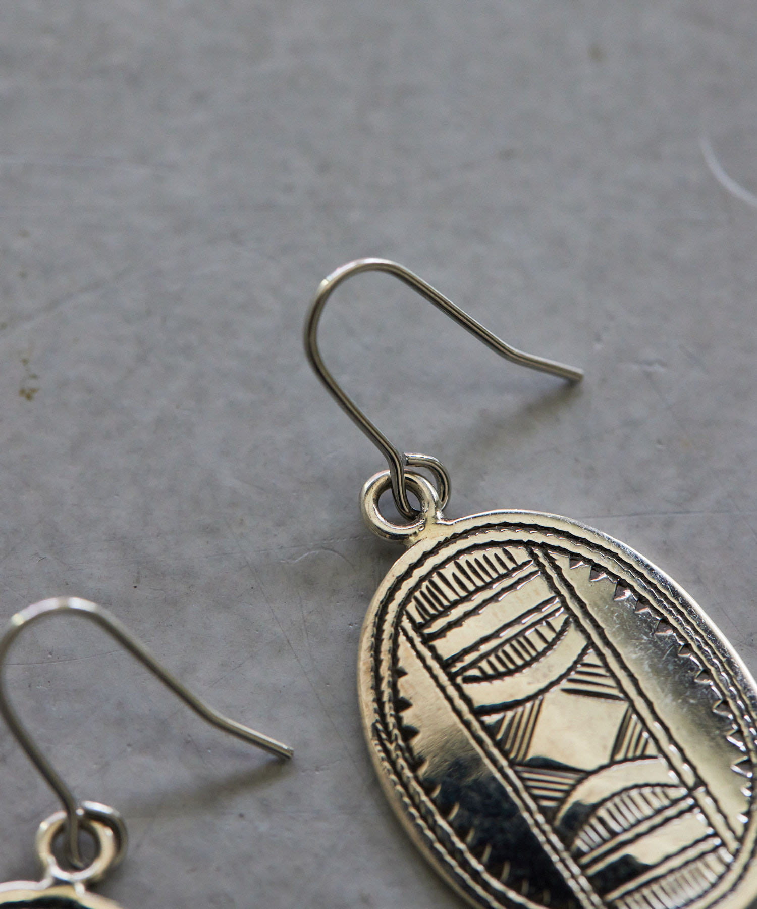 トゥアレグ族 リーフピアス シルバー アクセサリー イアパピヨネ