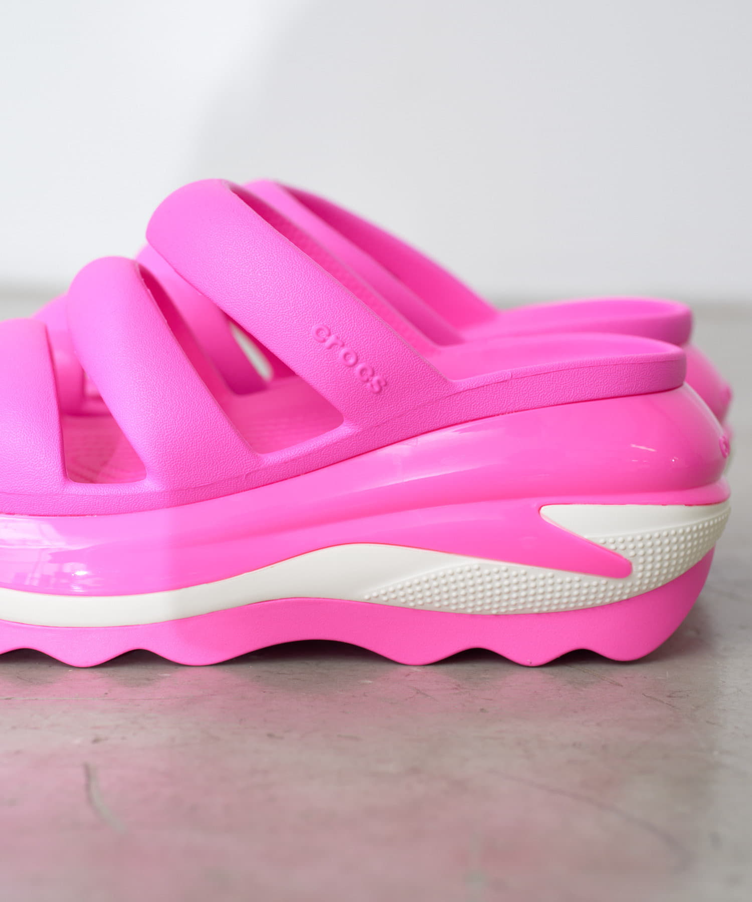 CIAOPANIC(チャオパニック) 【crocs/クロックス】 メガ クラッシュ トリプル ストラップ