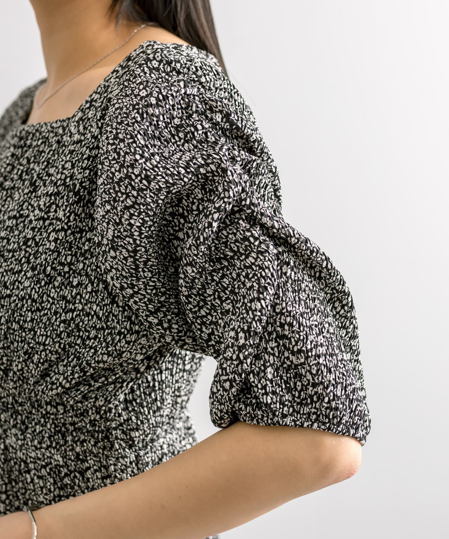 mystic(ミスティック) 【4色展開】[mline]楊柳花柄ワンピース