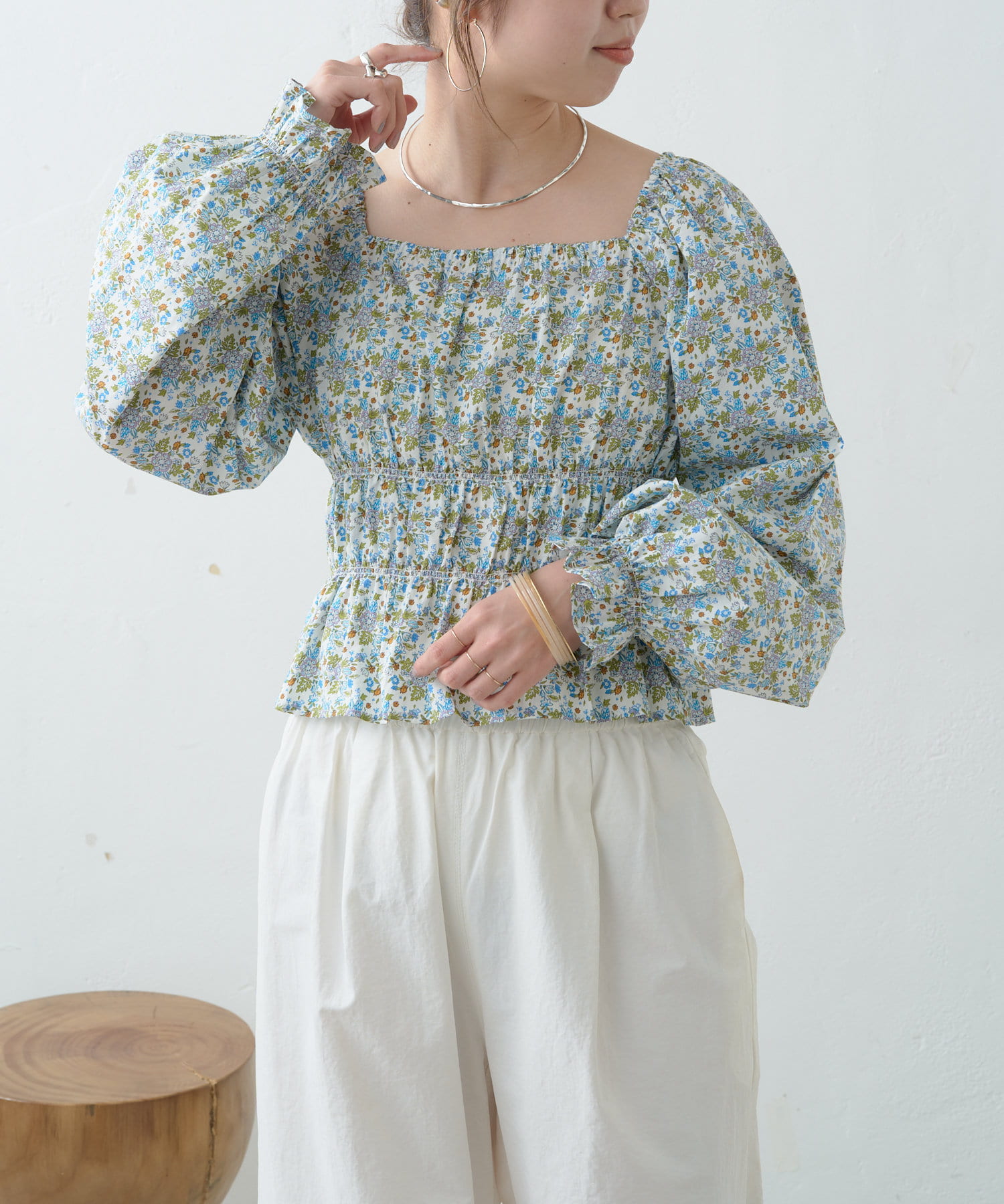 フラワーオフショルギャザーブラウス | Omekashi(オメカシ)レディース