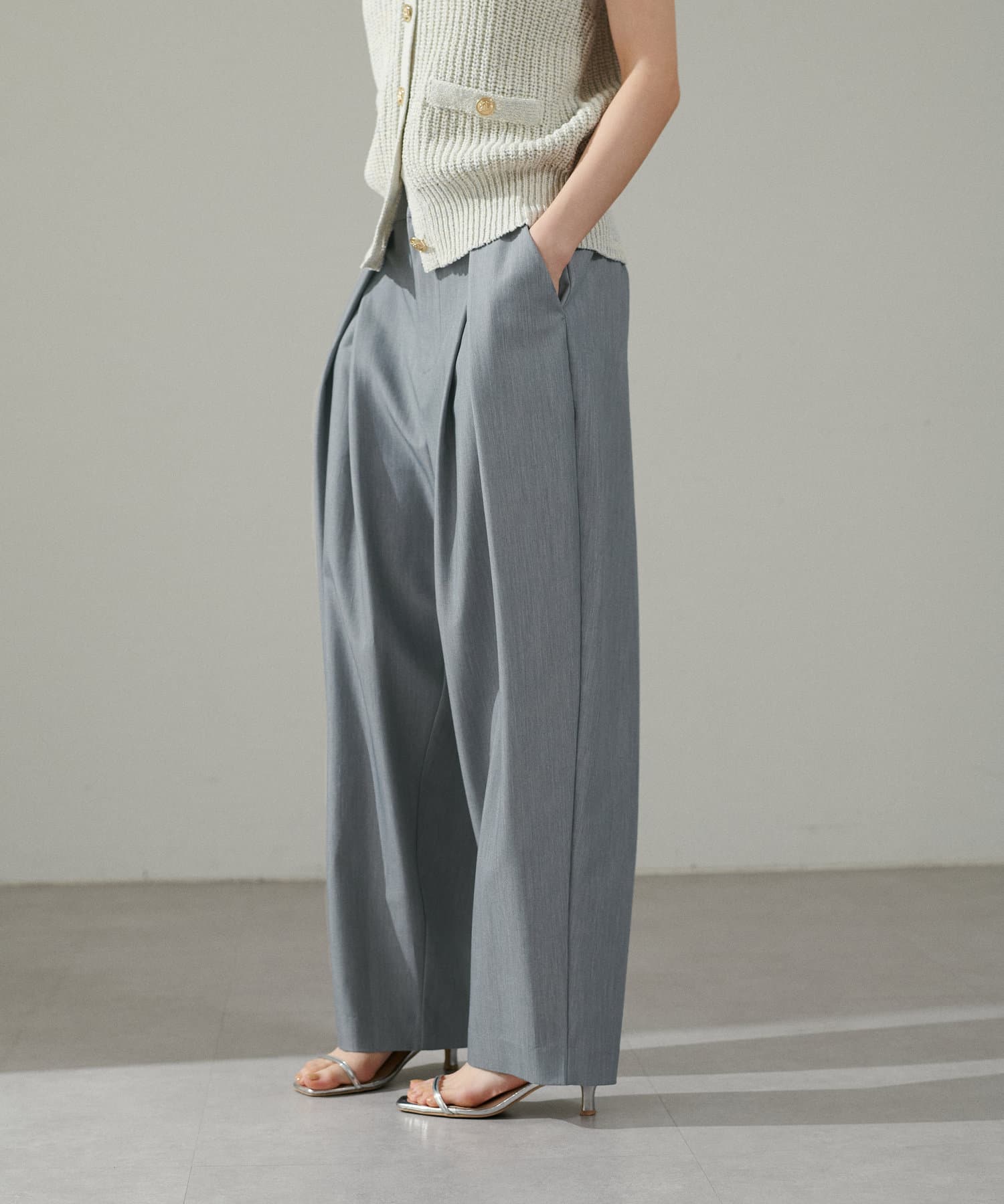 タックツイルパンツ | LARUTA(ラルータ)レディース | PAL CLOSET