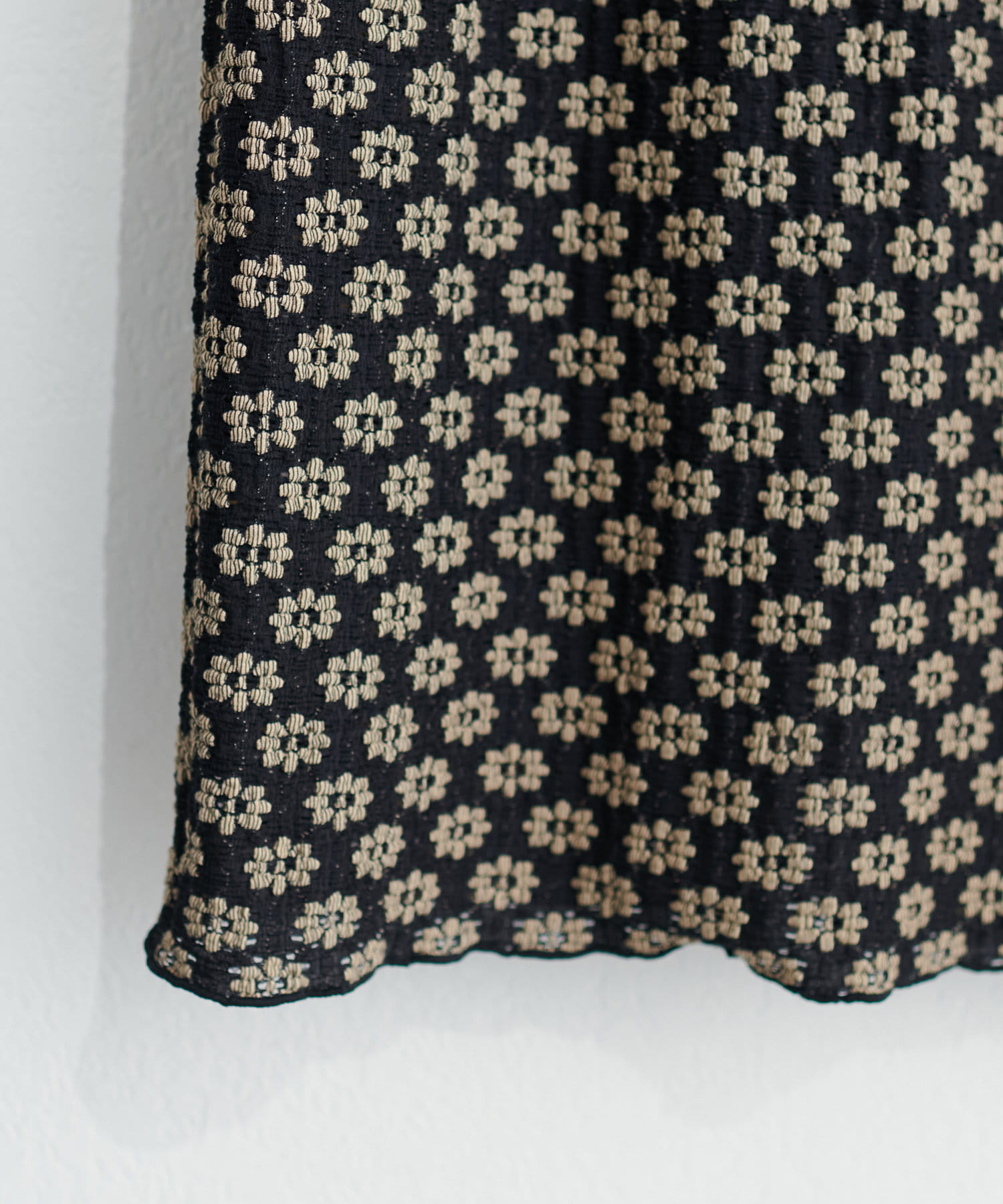 natural couture(ナチュラルクチュール) 【WEB限定】フラワージャガードカットソータイトスカート