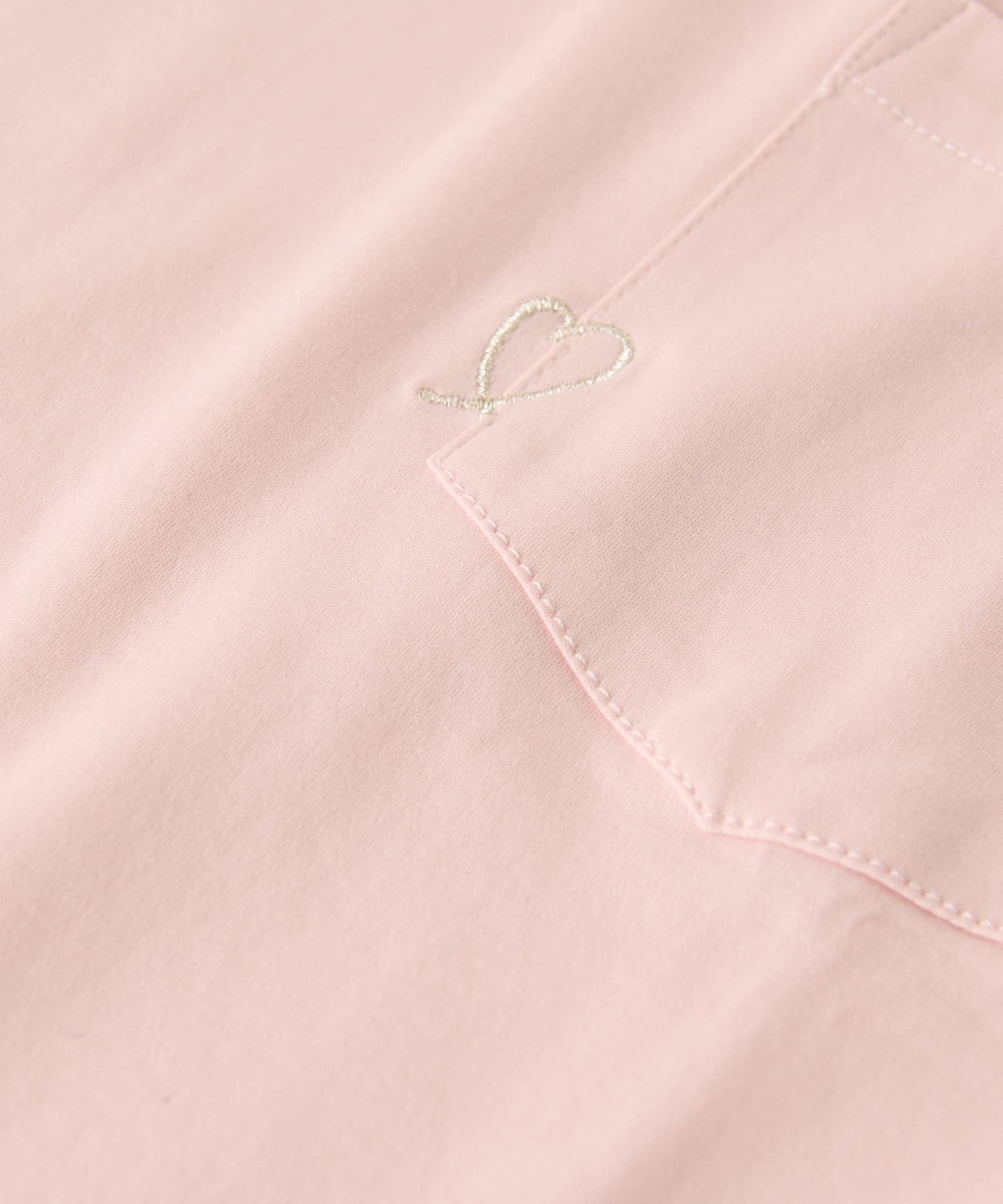 La boutique BonBon(ラブティックボンボン) 【最高にキュート】ハート刺繍Tシャツ