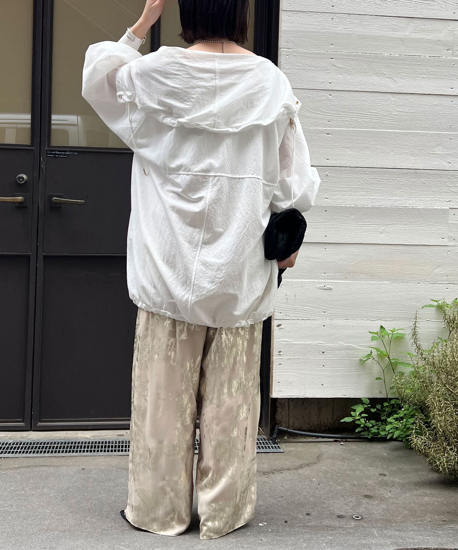 新品　今季　完売品　ジェナ　箔プリントパンツ　ゴールド 箔プリントパンツ | Jena espace merveilleux(ジェナ エスパス