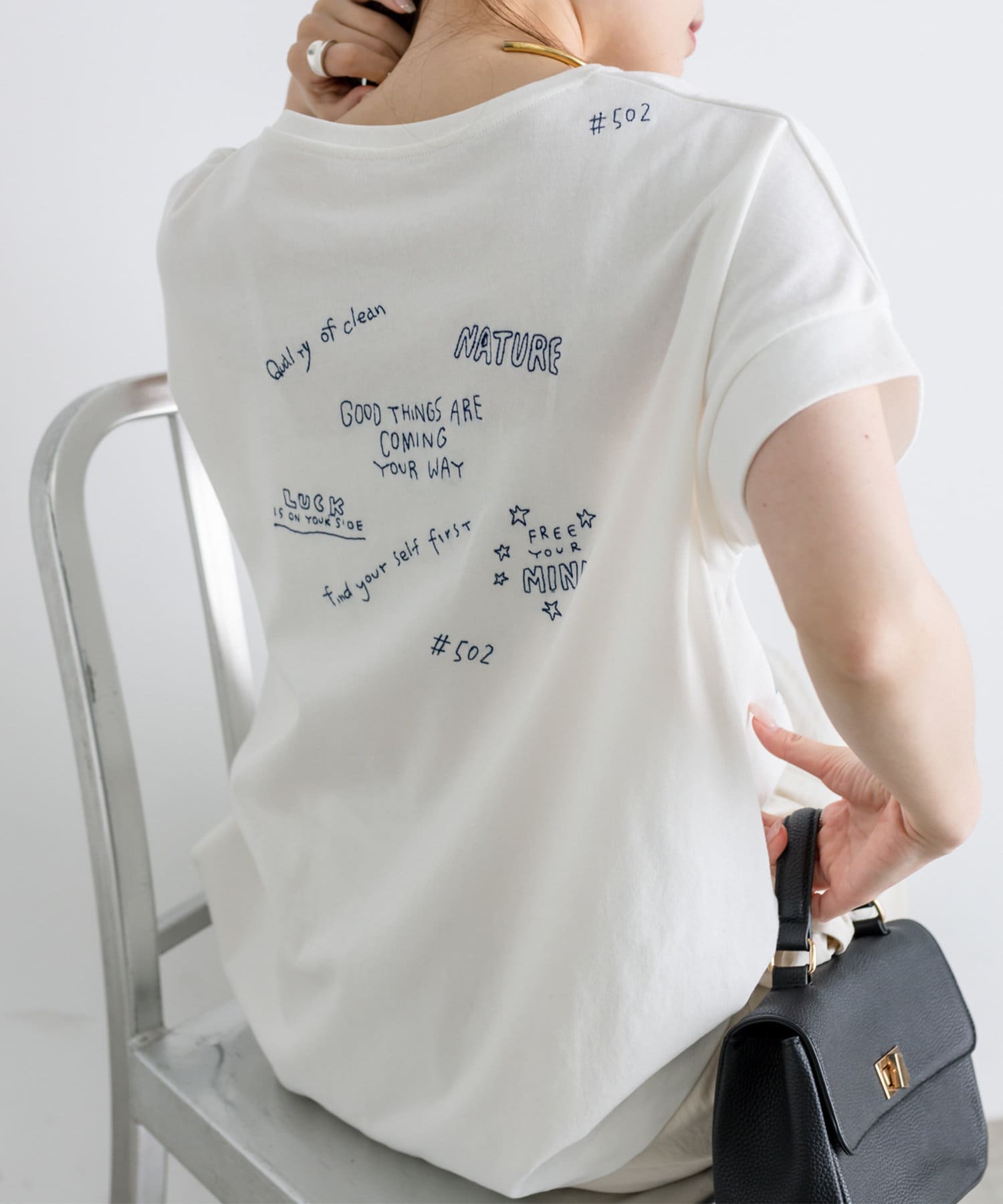 手書き風ロゴ刺繍Tシャツ | PUAL CE CIN(ピュアルセシン)レディース