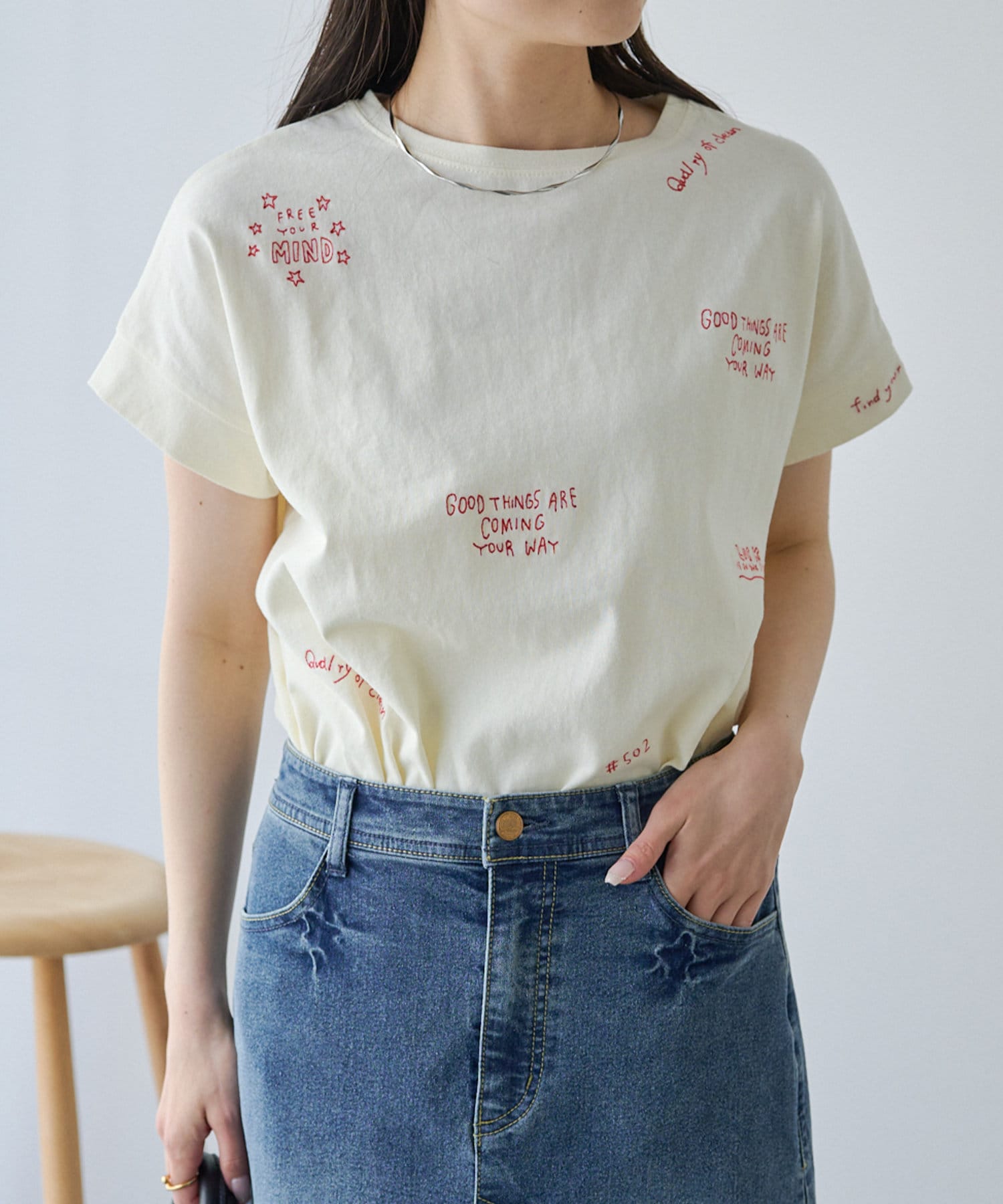 PUAL CE CIN(ピュアルセシン) 手書き風ロゴ刺繍Tシャツ