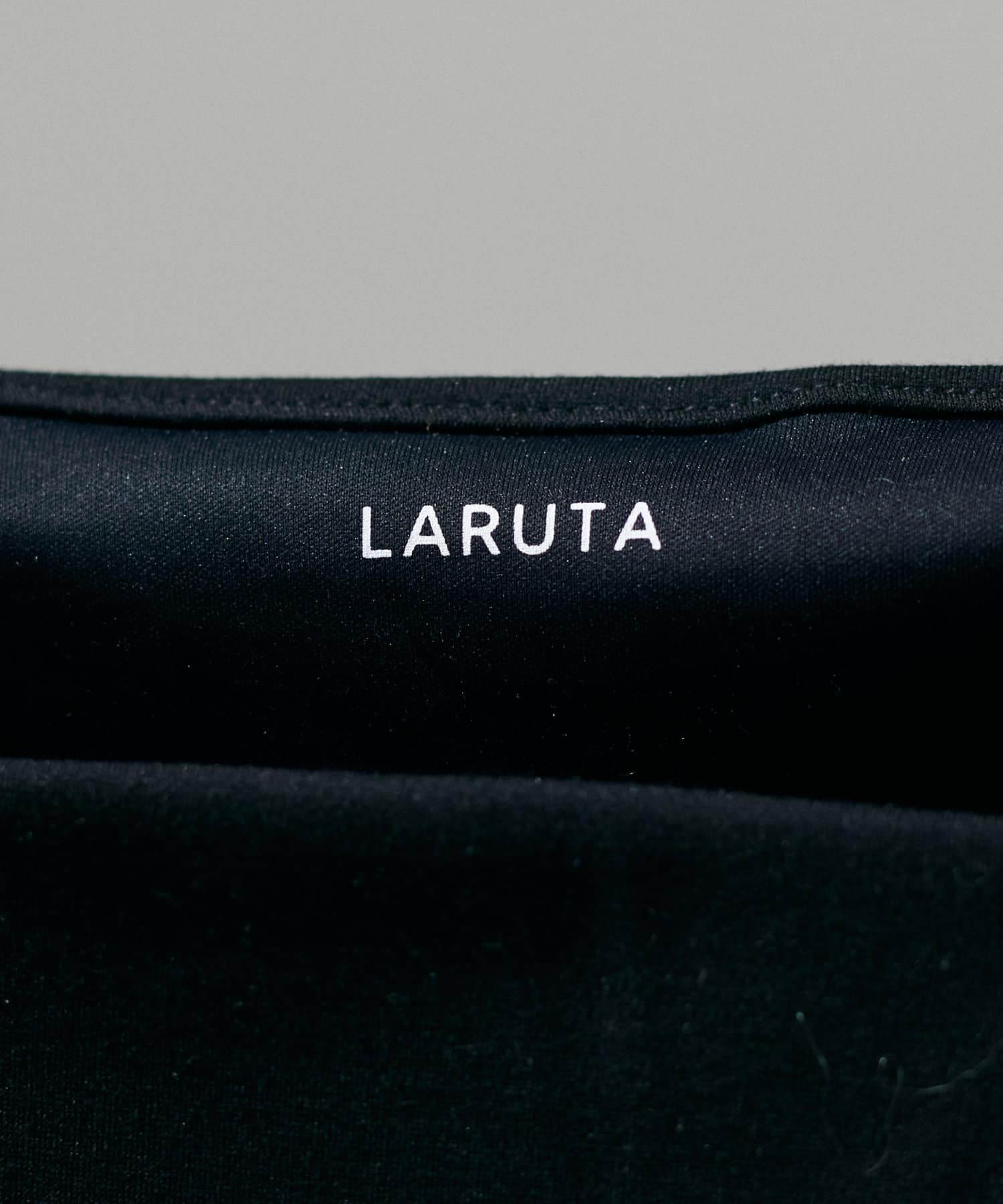 LARUTA(ラルータ) カップ付きレーヨンポンチキャミ