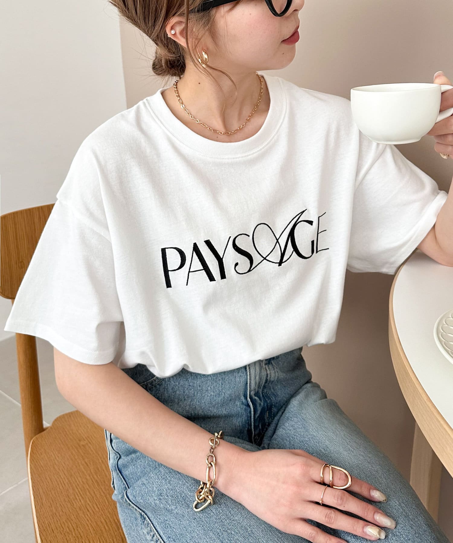 DISCOAT(ディスコート) PAYSAGEロゴ刺繍Tシャツ