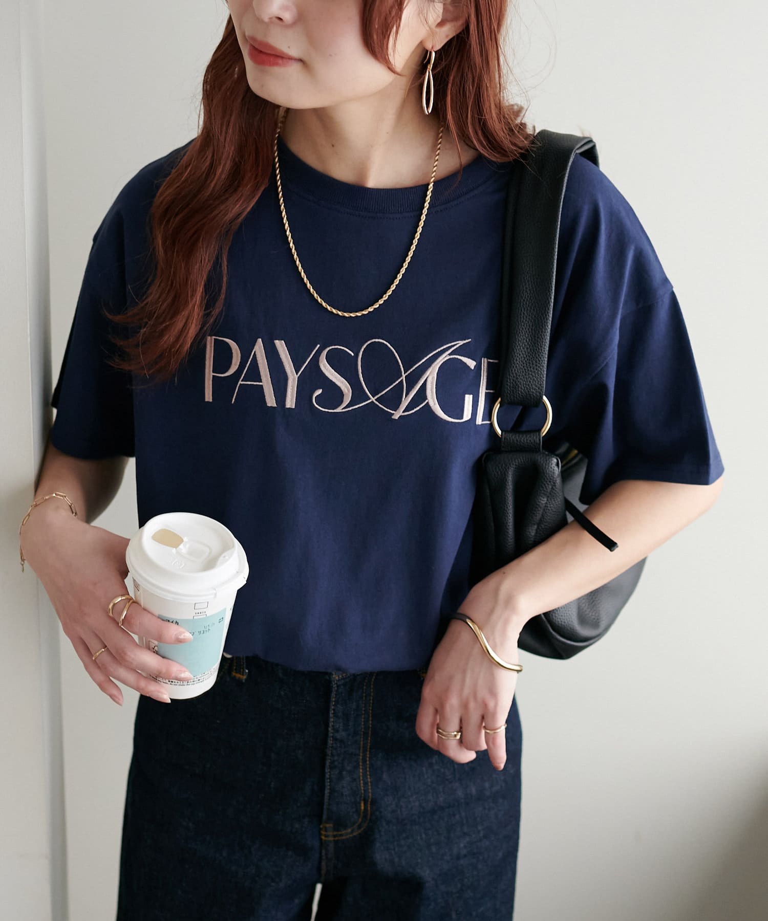 DISCOAT(ディスコート) PAYSAGEロゴ刺繍Tシャツ