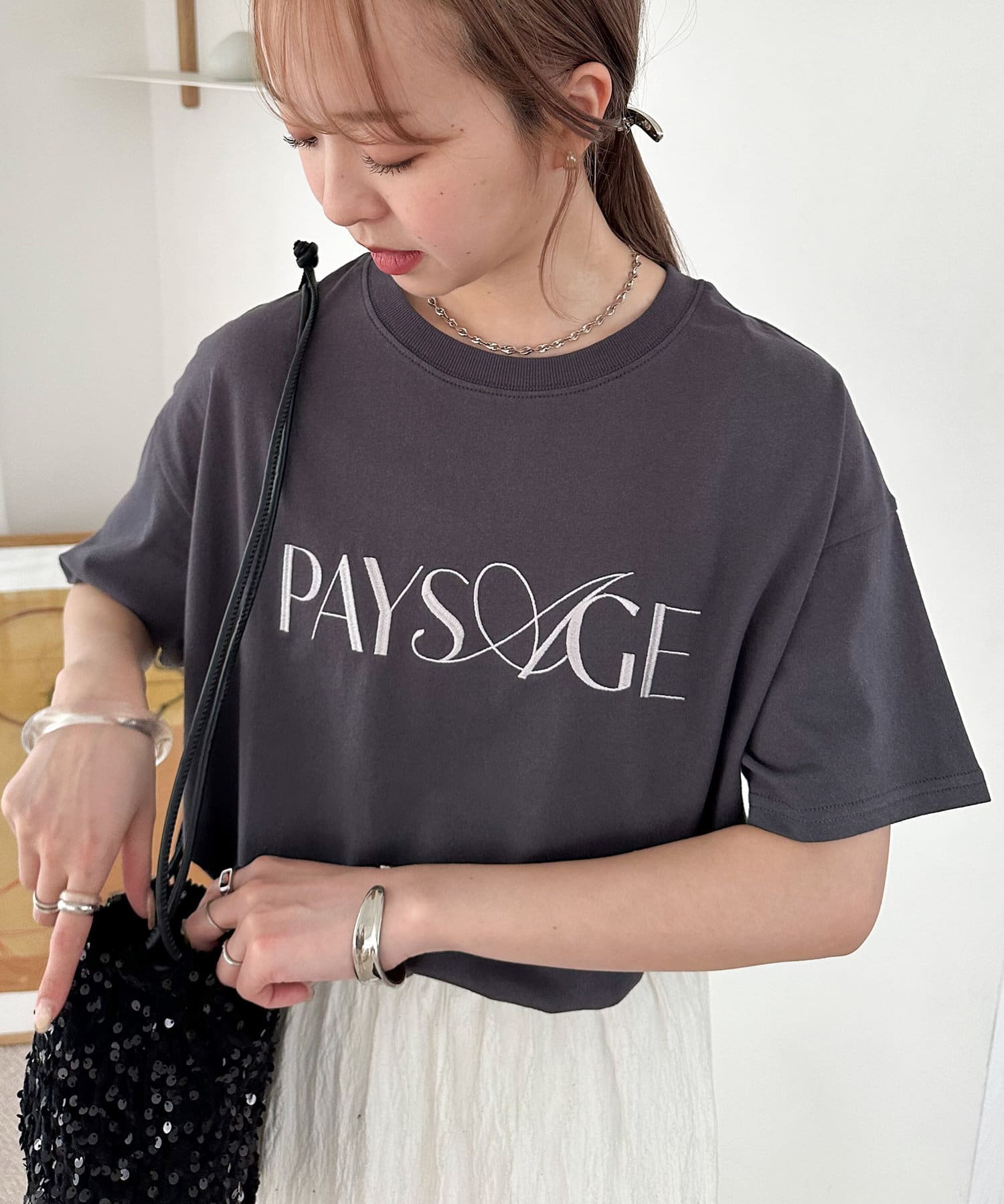 DISCOAT(ディスコート) PAYSAGEロゴ刺繍T
