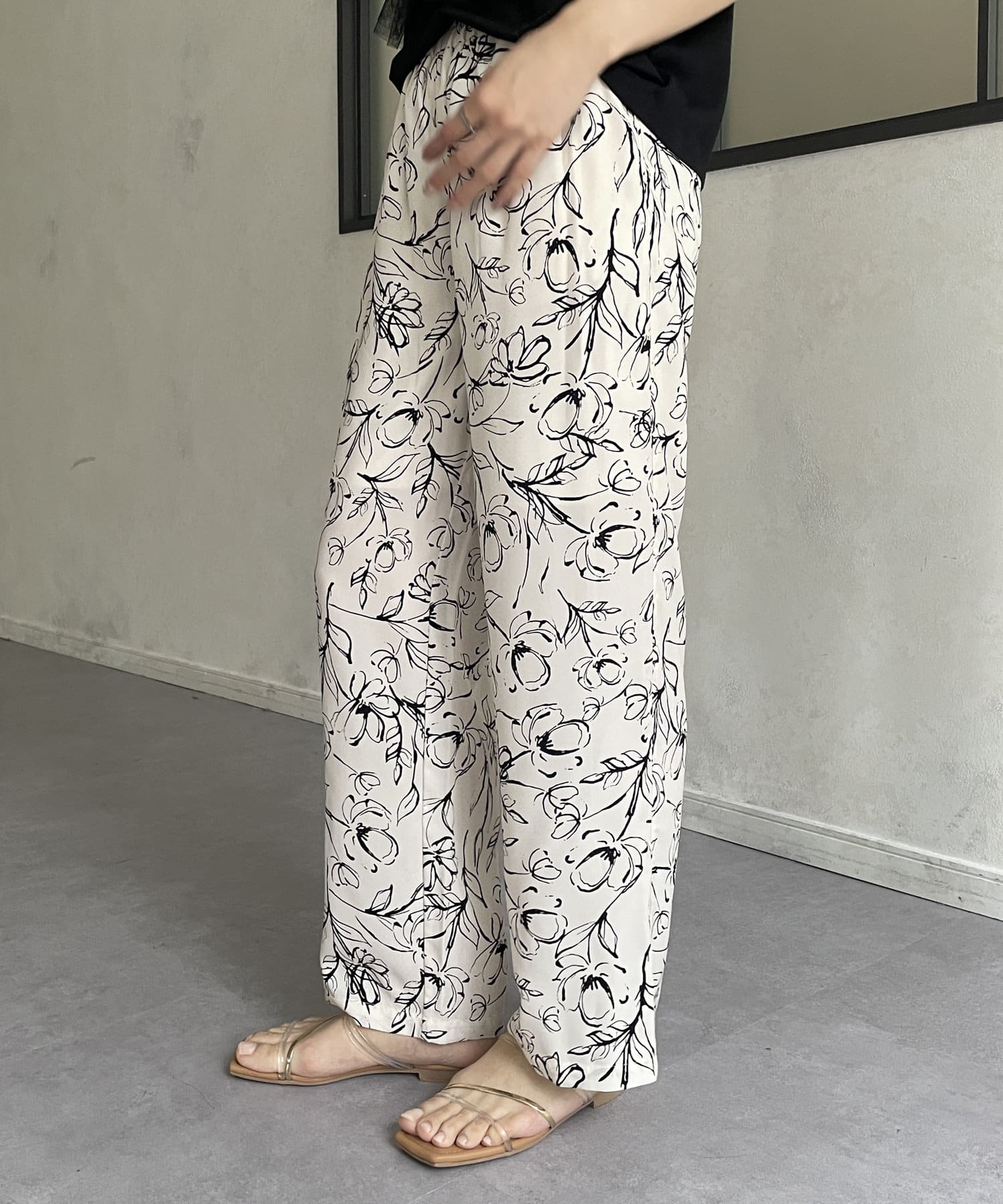 ボタニカルプリントパンツ ボタニカルプリントパンツ｜BIGI online store - ビギ