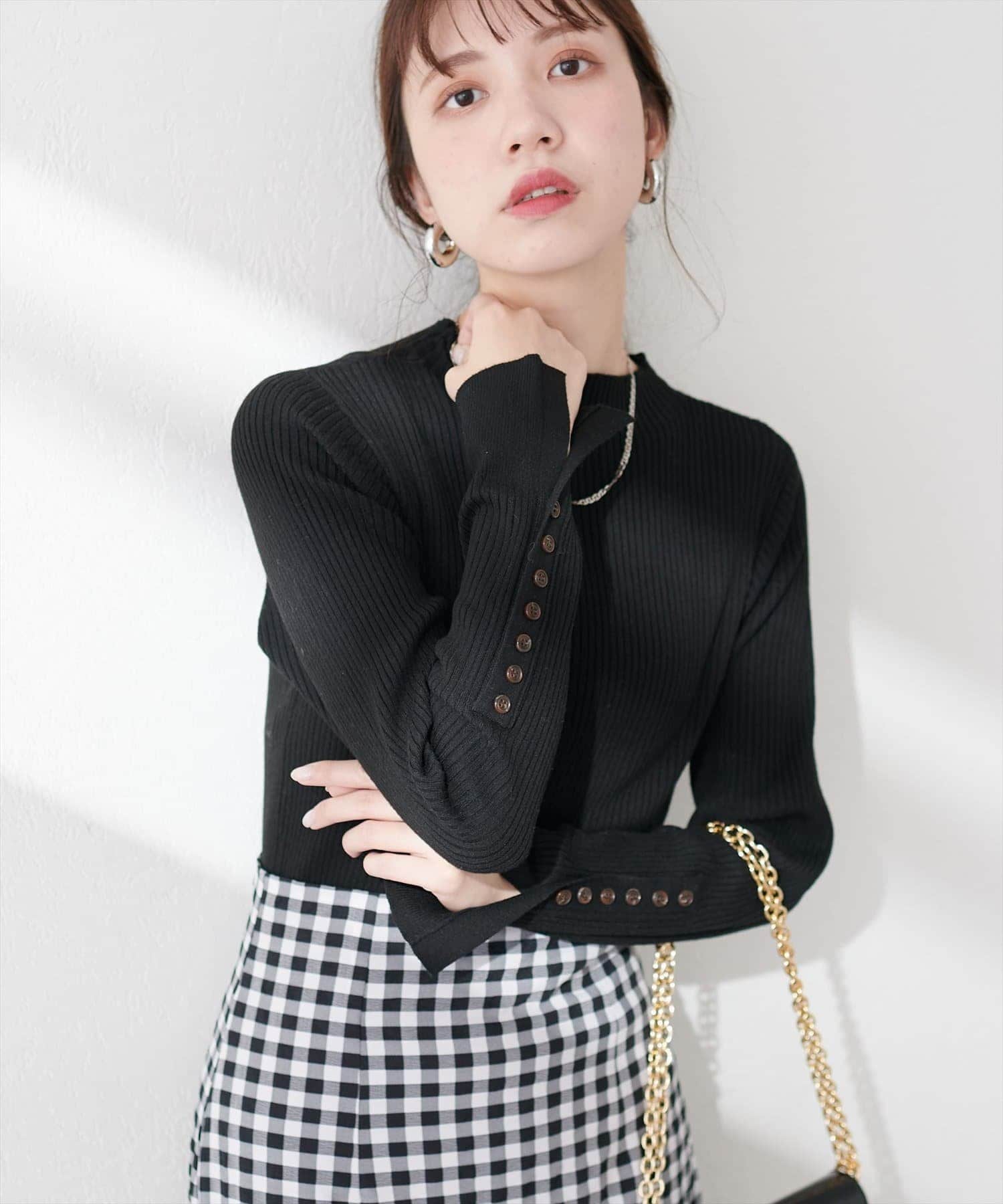 NICE CLAUP / OLIVE des OLIVE OUTLET(ナイスクラップ  / オリーブ デ オリーブ アウトレット) 【EVERY.VERY niceclaup】袖口ちびボタンプチハイリブニット