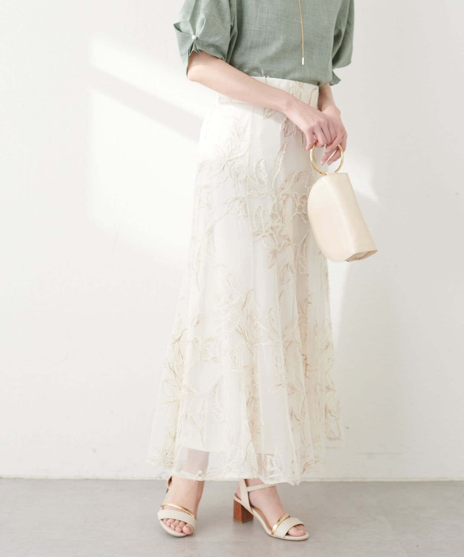 長さ変えれる大柄フラワー刺繍レーススカート | natural couture 
