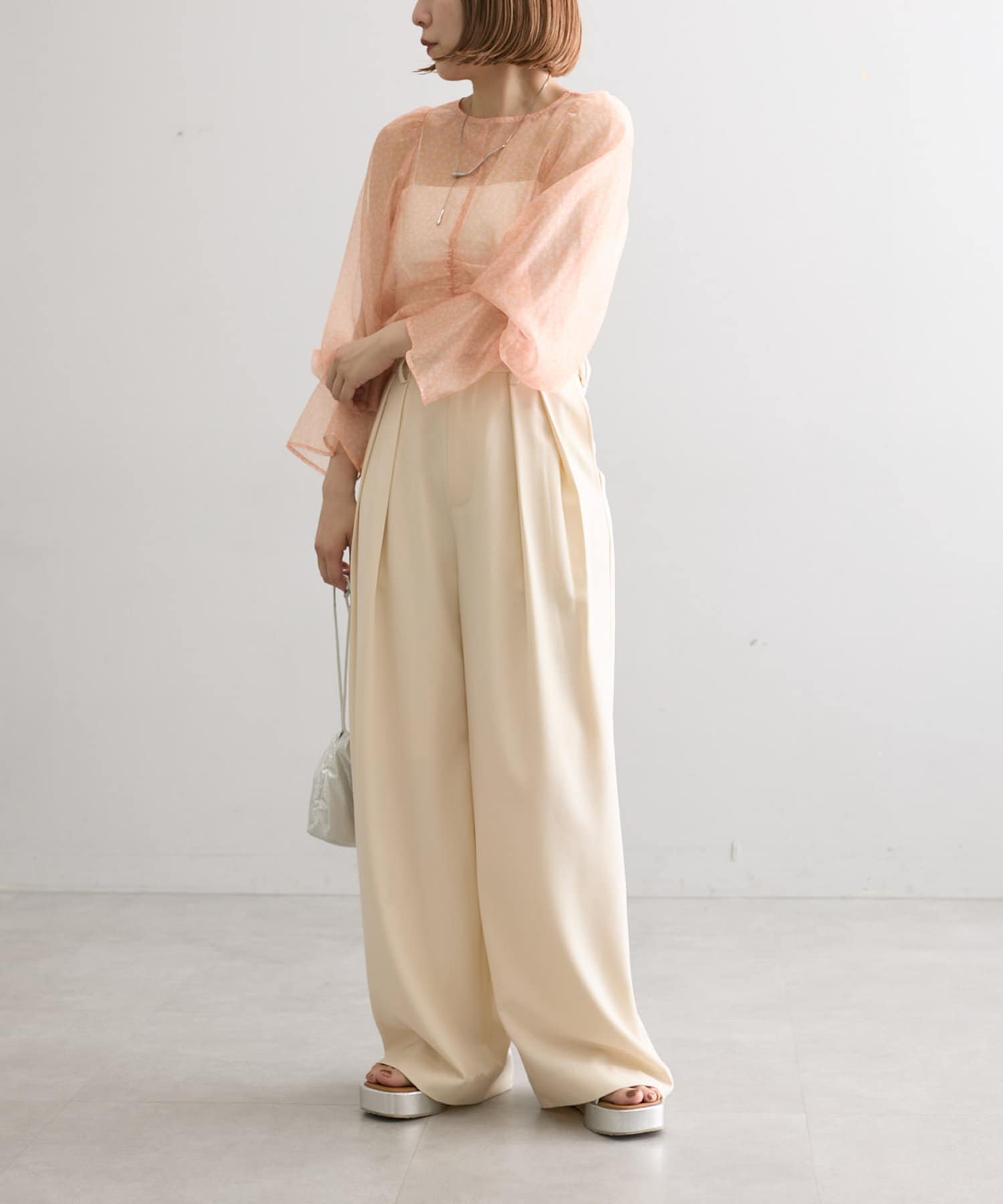 mystic(ミスティック) 花柄シアーブラウス