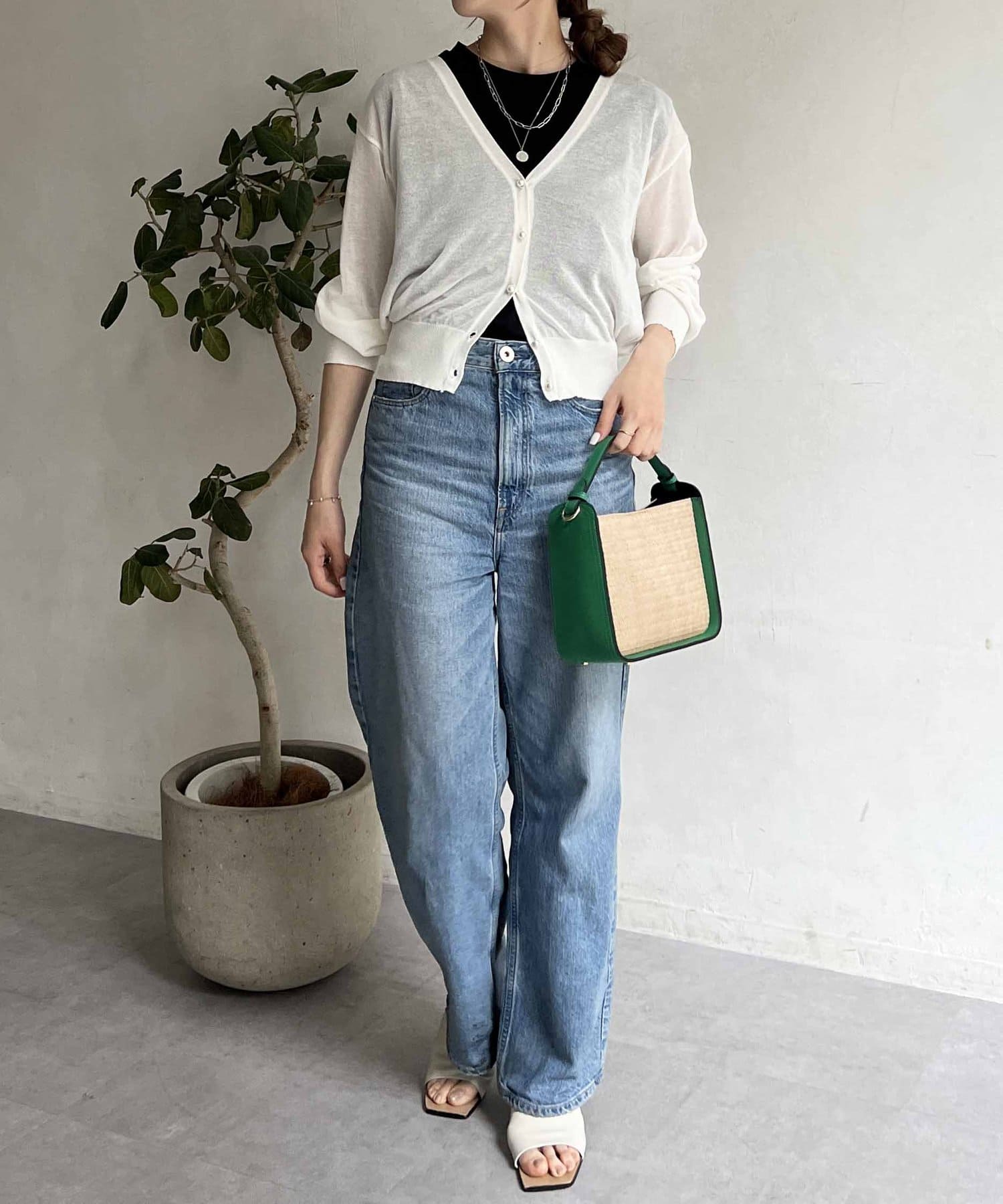 17900円新品♡スコットクラブ購入 パールボタンシアーカーディガン♡ 17900円新品♡スコットクラブ購入 パールボタンシアー