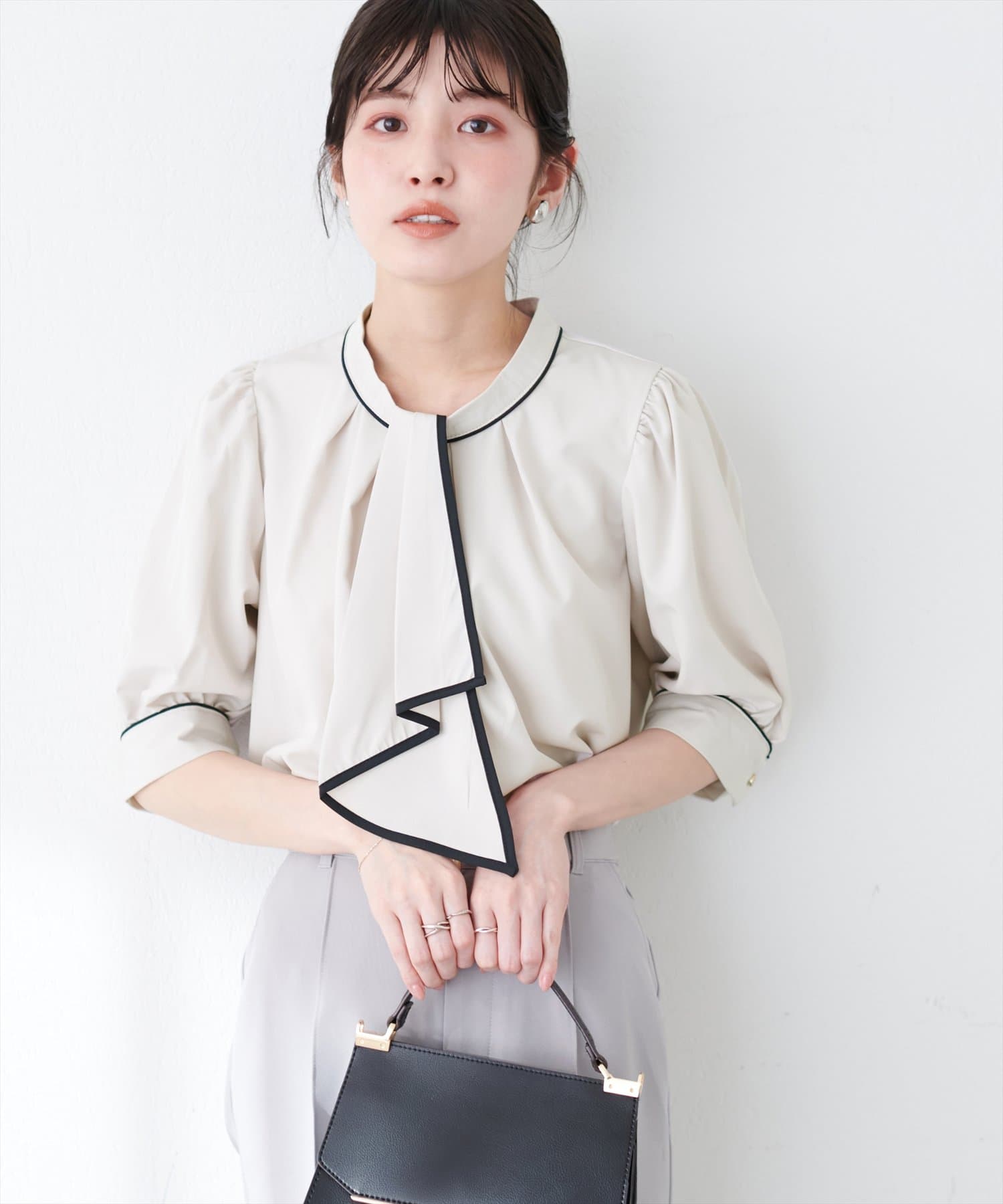 【新品5万円】SEE BY CHLOE ボタニカルデザインボウタイブラウス 新品5万円】SEE BY CHLOE ボタニカルデザインボウタイブラウス