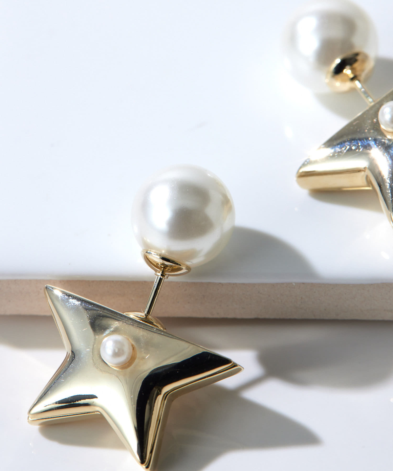 Diorピアス値下げ中