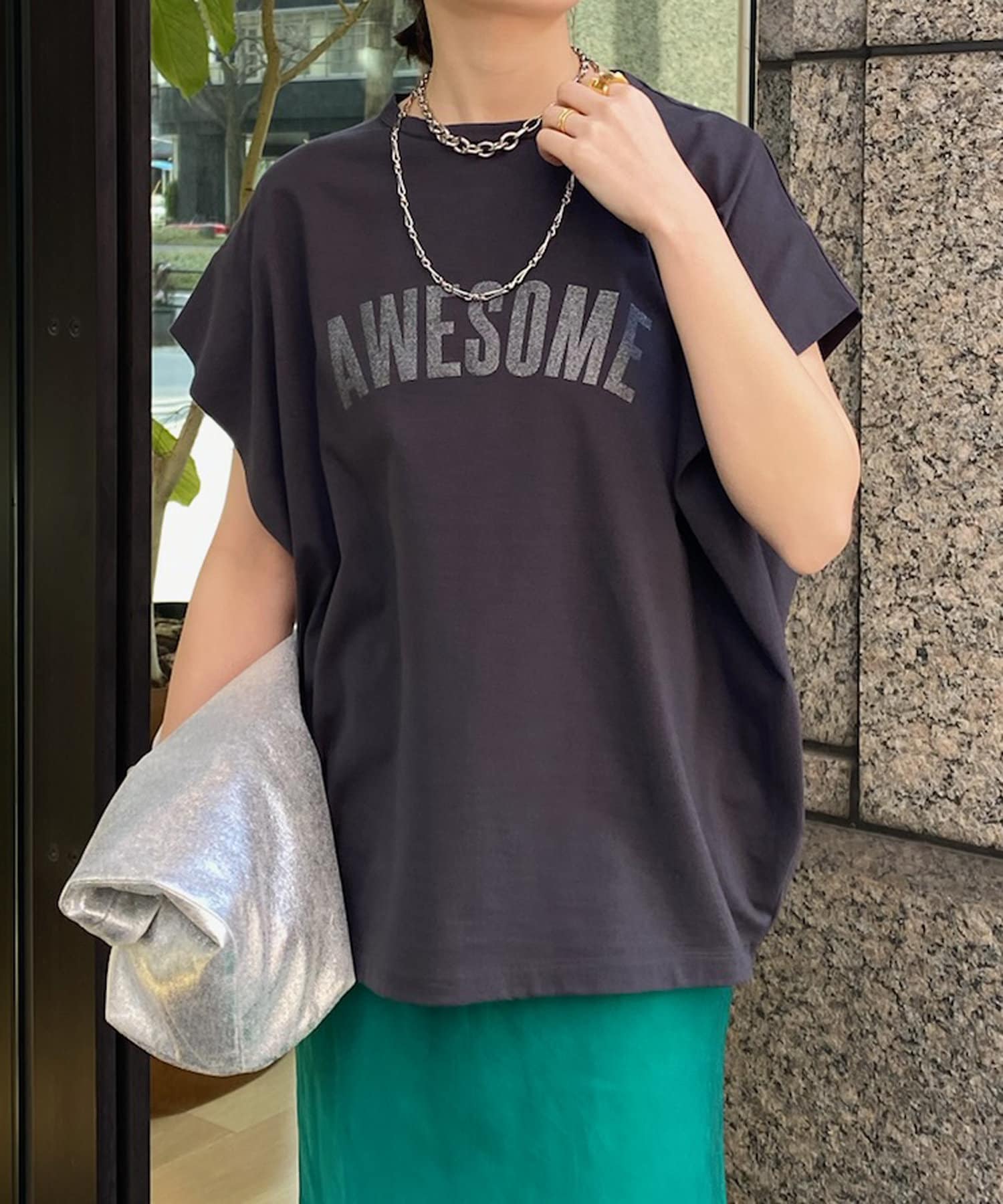 DOUDOU(ドゥドゥ) AWESOMEラメグリッターTEE