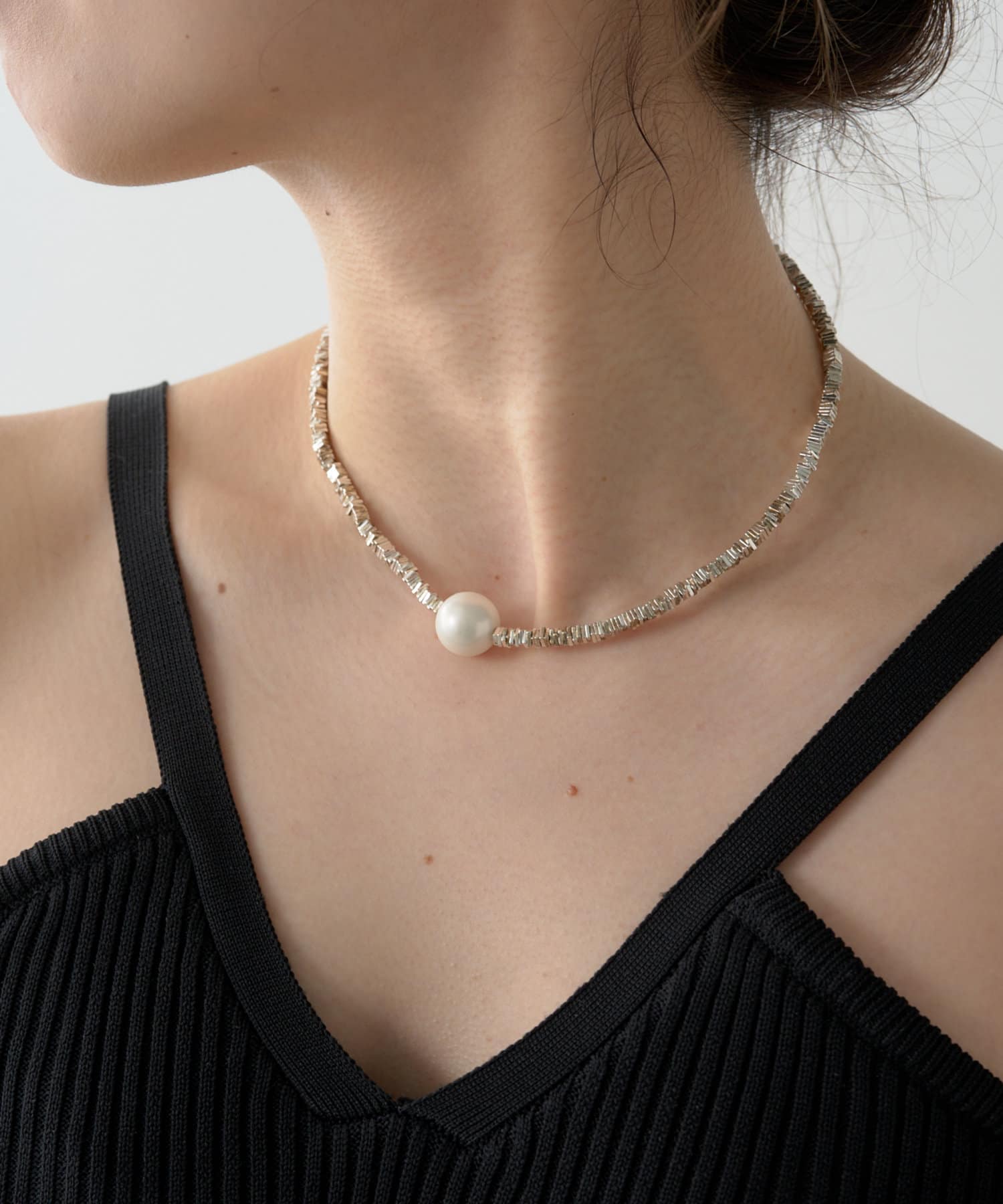 お値下げします。パールと個性的モチーフのネックレス 三日月 ネックレス シルバー ムーンモチーフ ドギャード