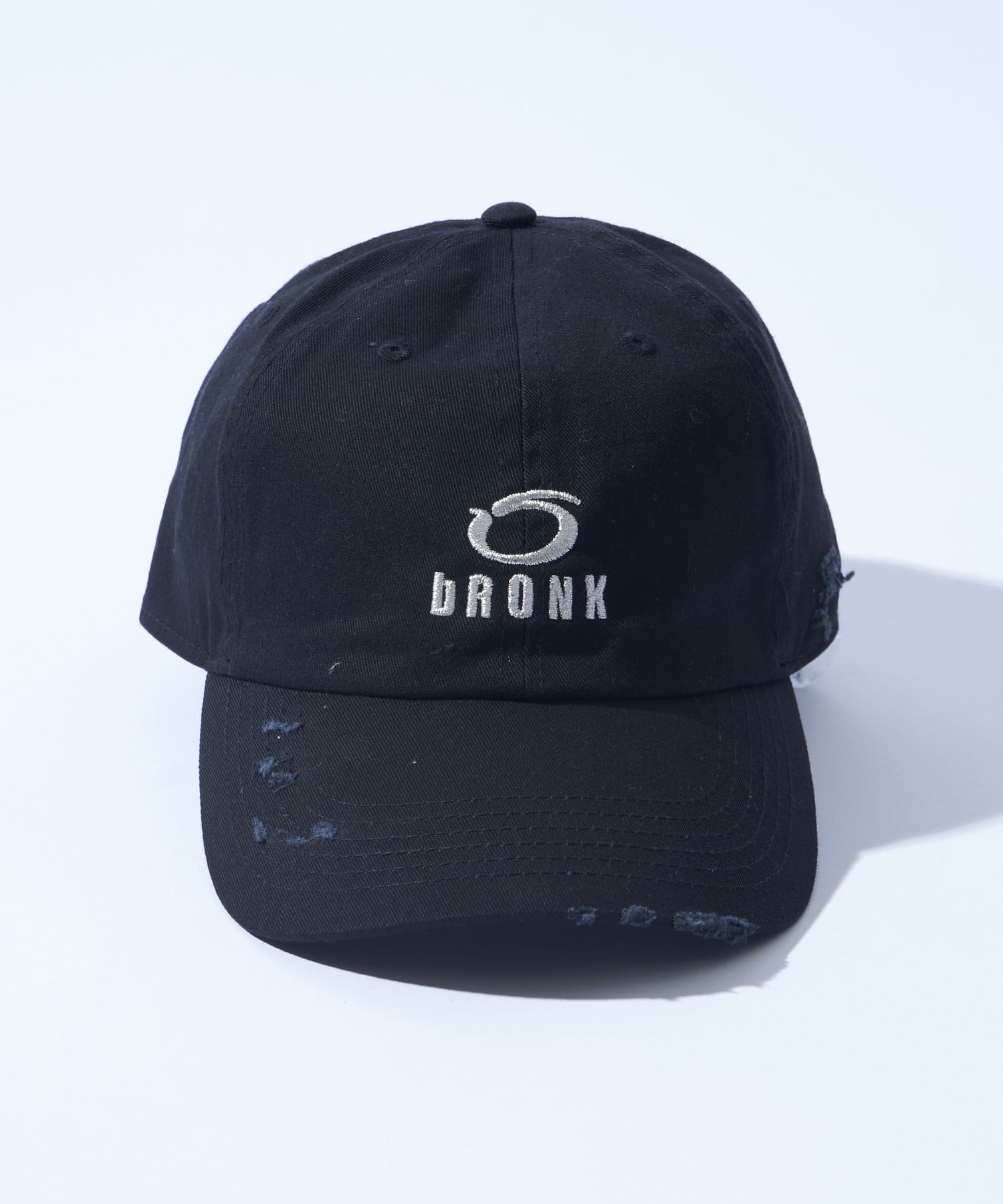 Bronx発 TWNTYTWO Boogie Down キャップ 黒×クリーム（KOOKY'N