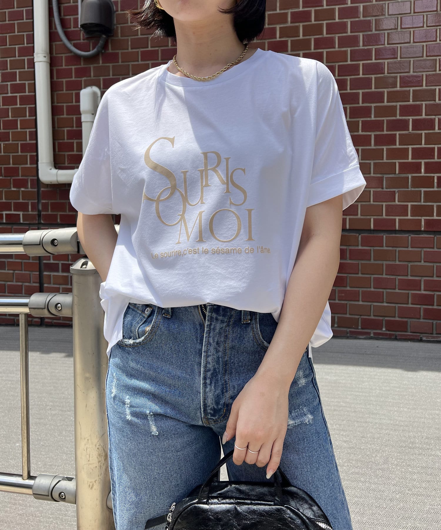 Jena　espace merveilleux(ジェナ　エスパスメルヴェイユ) アートフロッキーロゴTシャツ