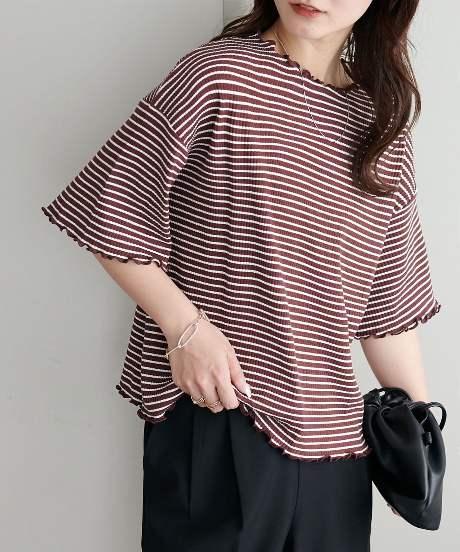DISCOAT ONLINE LIMITED ITEMシンプルなデザインだからこそ着回しが楽しめるトップス！●デザインリブ素材ならではの優れた伸縮性で、動きやすくストレスフリーな着心地が魅力！程よいゆ