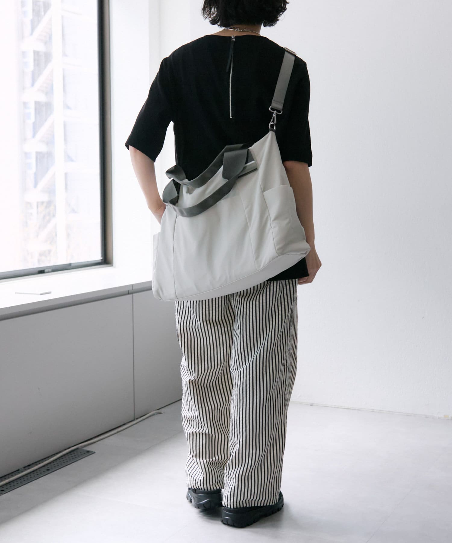 ear PAPILLONNER(イア パピヨネ) 《WEB限定カラーあり/SNSで人気急上昇！/1、2泊旅行や出張におすすめ》ショルダー付き/樹脂パーツトートバッグLサイズ