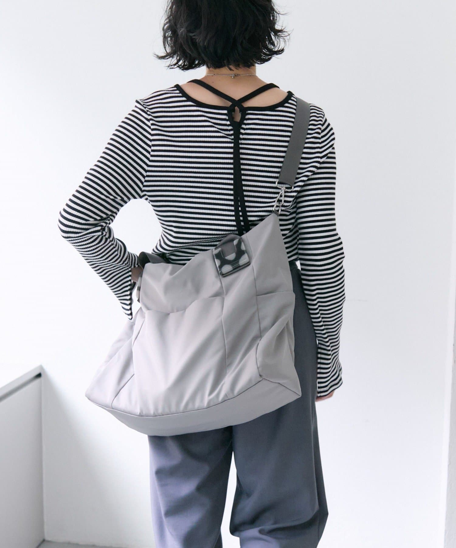 ear PAPILLONNER(イア パピヨネ) 《1、2泊旅行や出張におすすめ》ショルダー付き/樹脂パーツトートバッグLサイズ