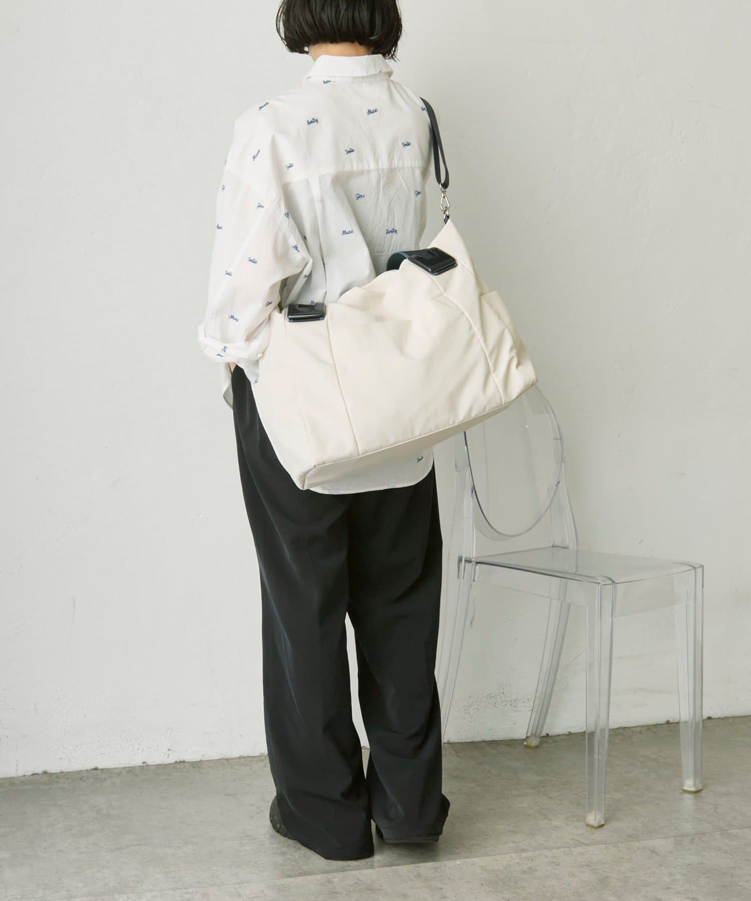 ear PAPILLONNER(イア パピヨネ) 《1、2泊旅行や出張におすすめ》ショルダー付き/樹脂パーツトートバッグLサイズ