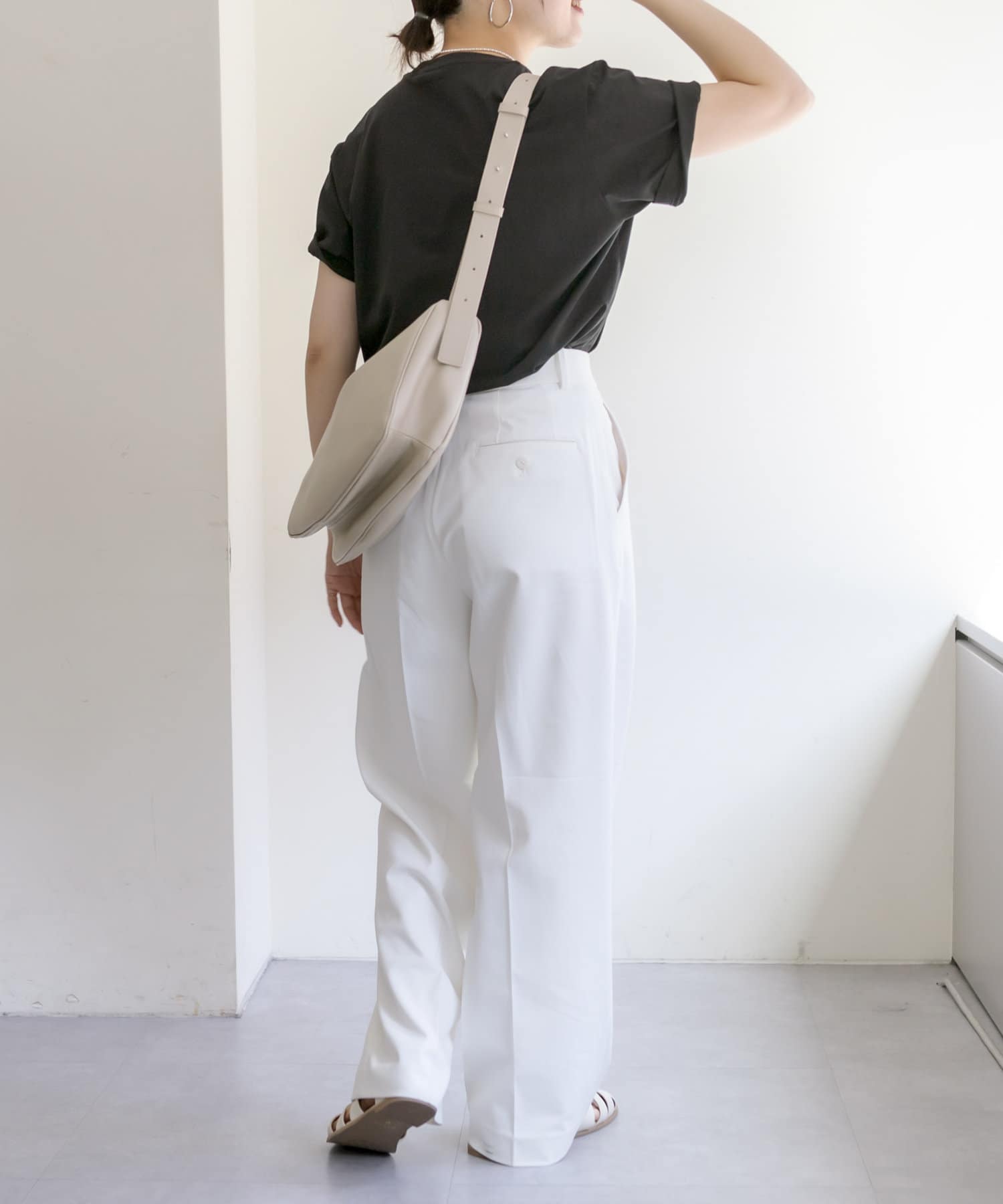 ear PAPILLONNER(イア パピヨネ) スワローマチショルダーバッグ《本革/軽量》