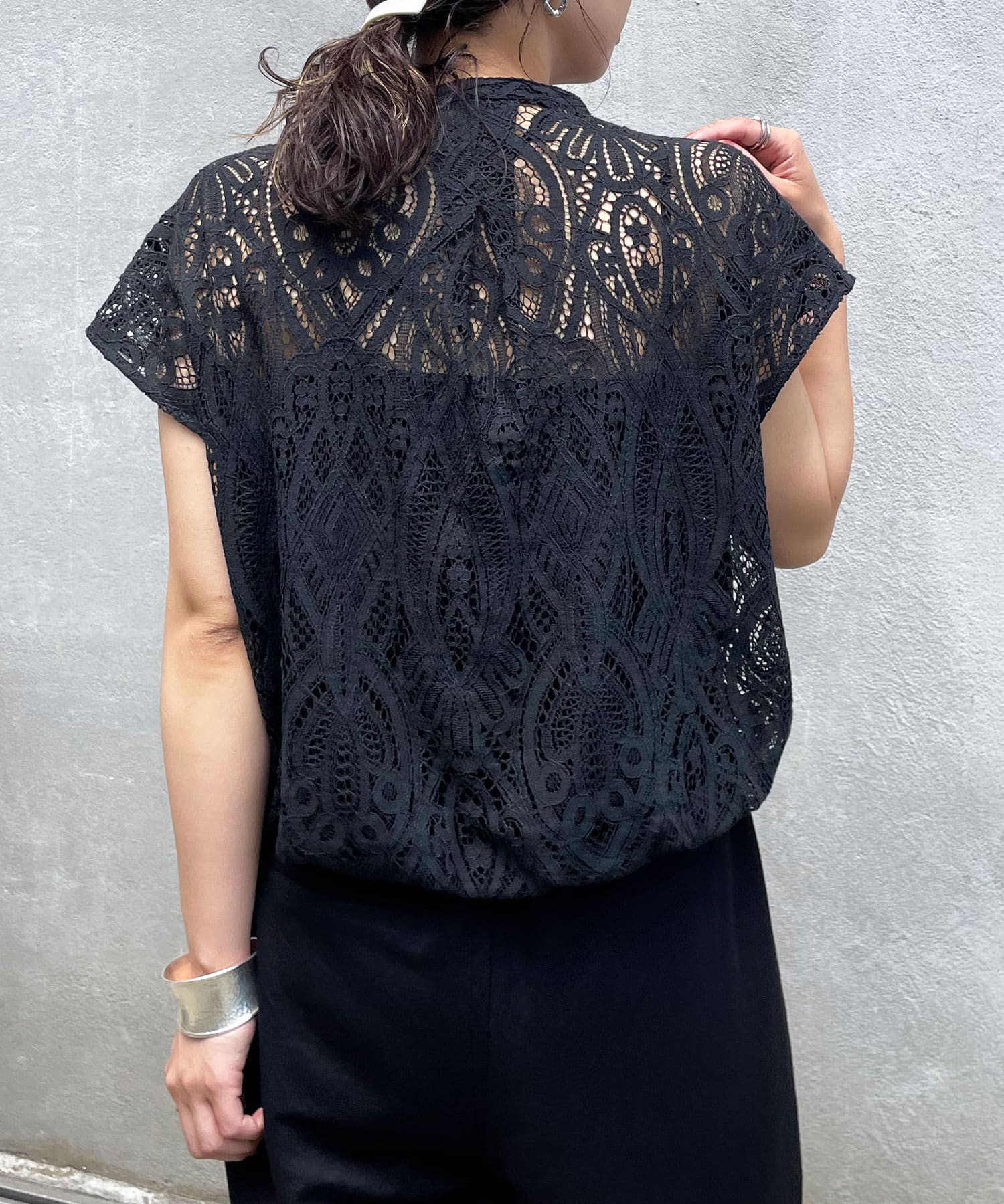 Jena　espace merveilleux(ジェナ　エスパスメルヴェイユ) レースノースリブラウス